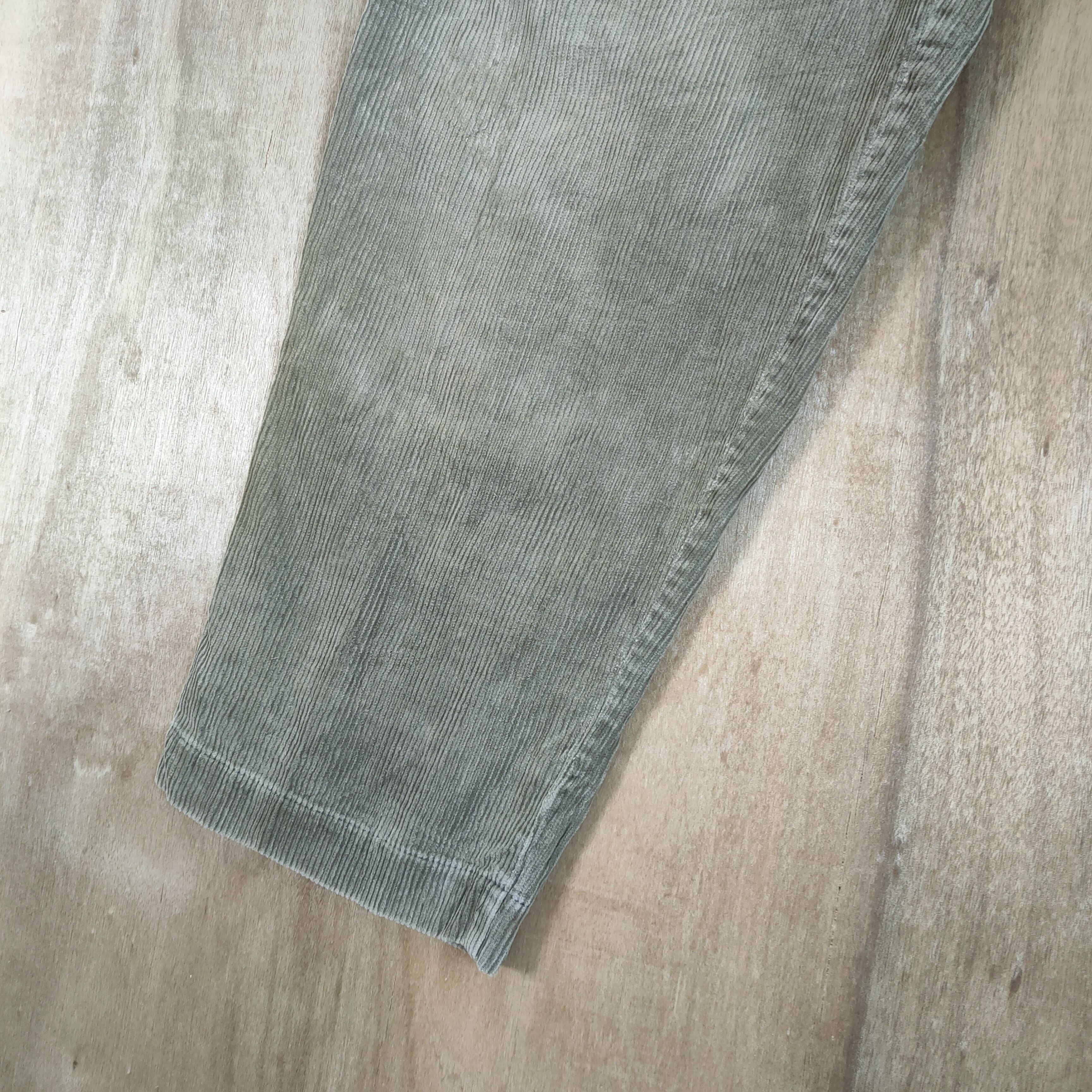 Japanese Brand JAPANESE BRAND SPRING WAIST FADED CORDUROY BAGGY PANTS Size US 38 / EU 54 - 7 Thumbnail