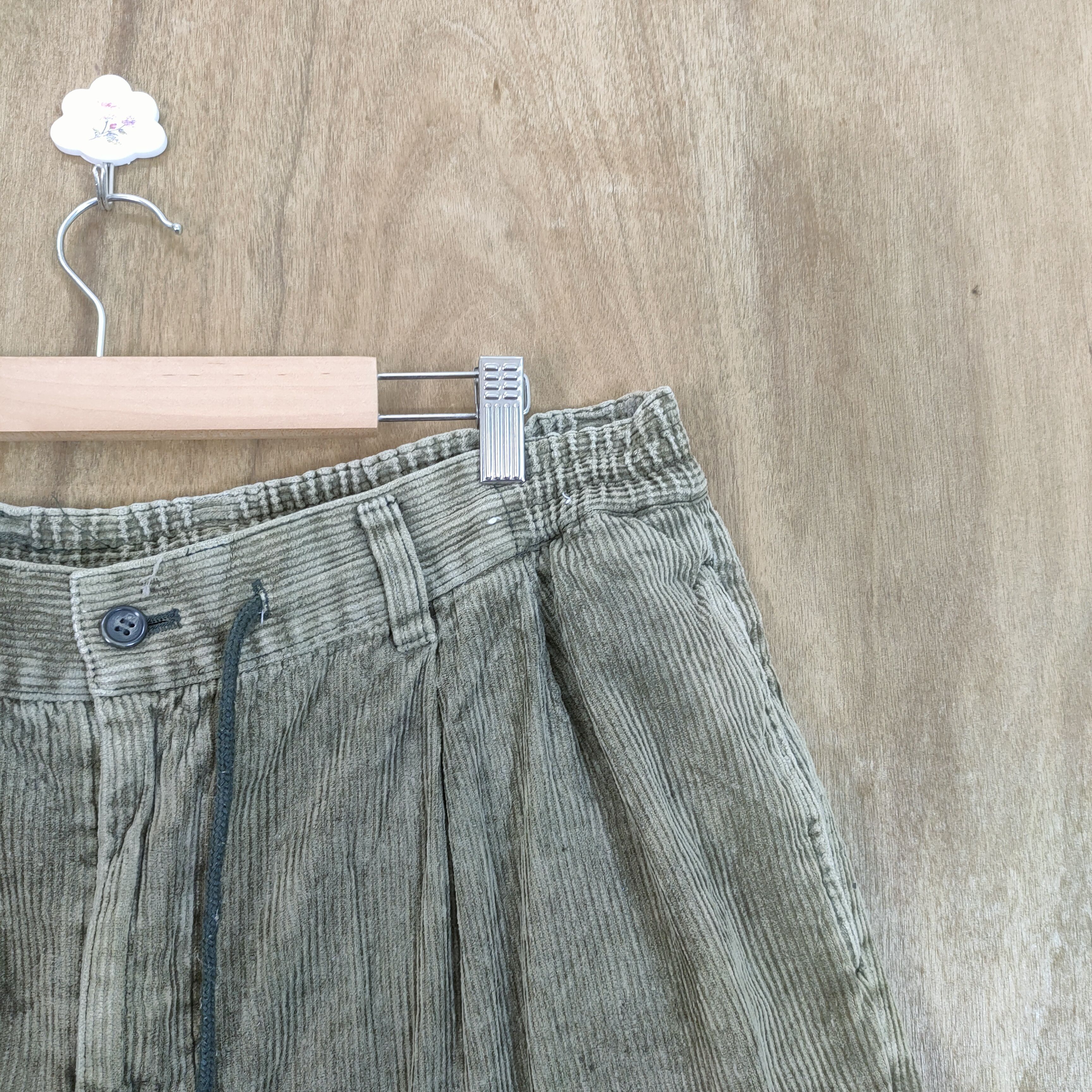 Japanese Brand JAPANESE BRAND SPRING WAIST FADED CORDUROY BAGGY PANTS Size US 38 / EU 54 - 5 Thumbnail