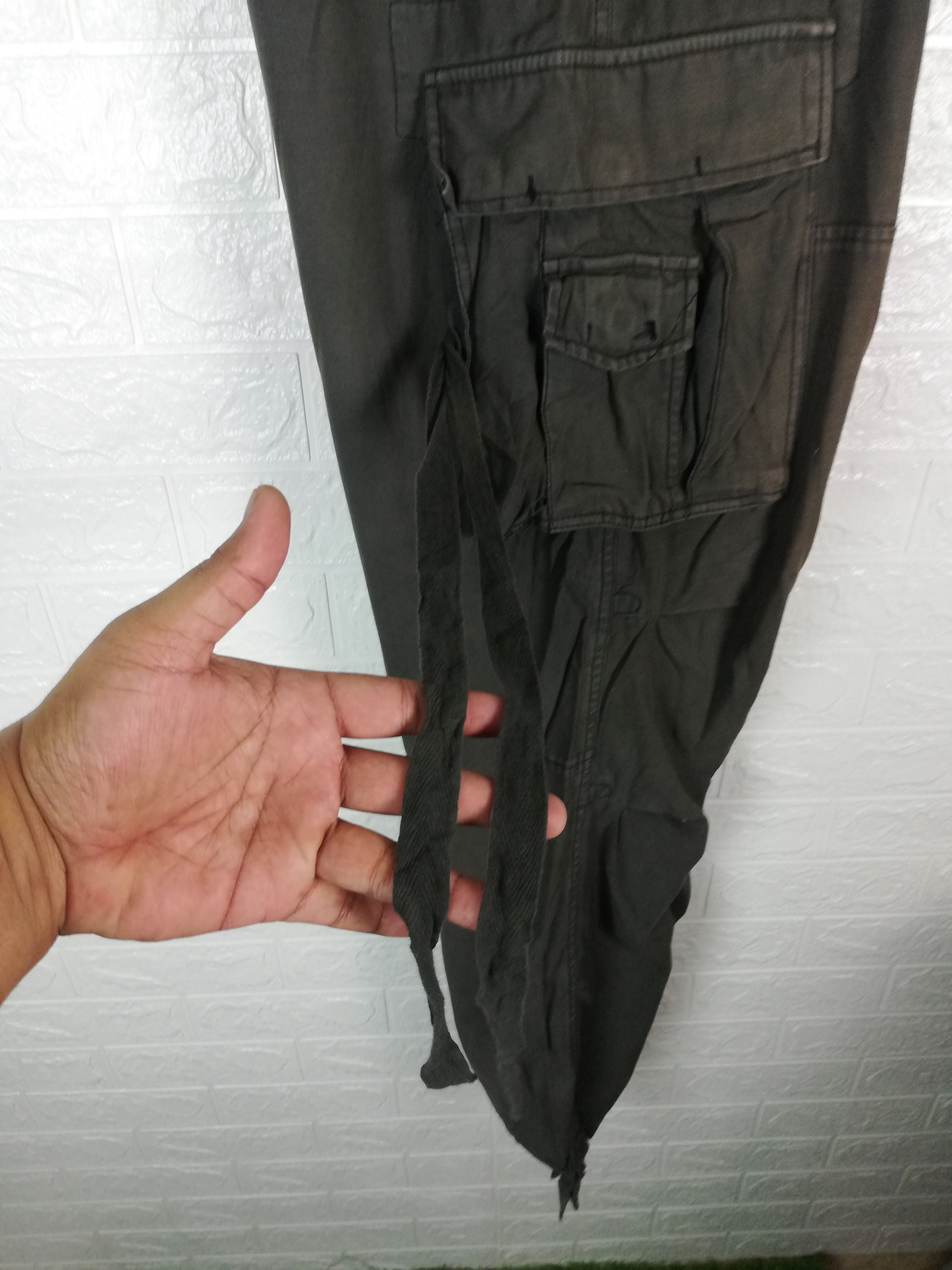 Japanese Brand × Vintage 💥Japanese Brand Bondage Multi Pocket Cargo Pants #0727💥 Size US 31 - 11 Thumbnail