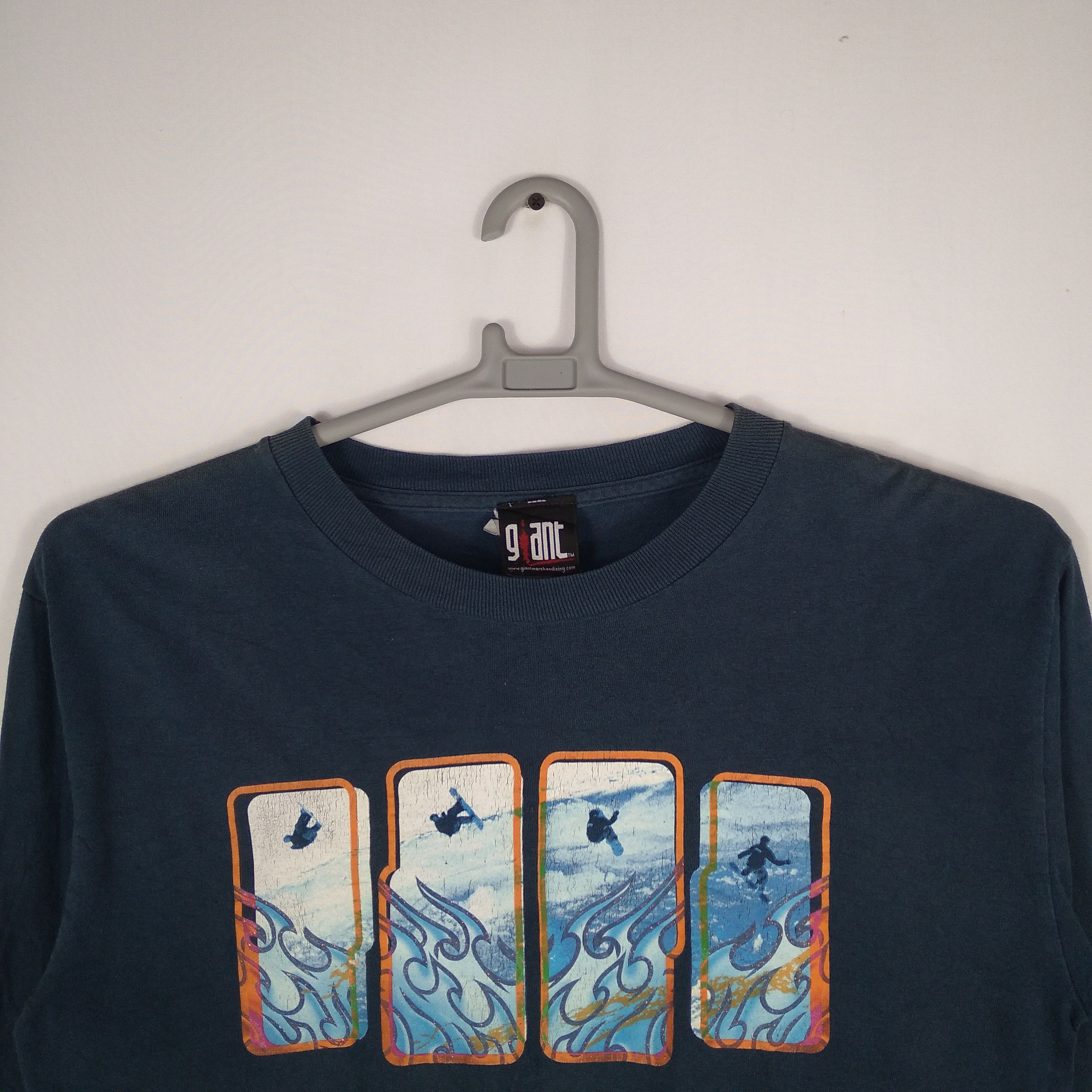 Giant × Vintage Vintage 90s Rare Surf Style Ski Man Longsleeves Tee Size US S / EU 44-46 / 1 - 2 Thumbnail