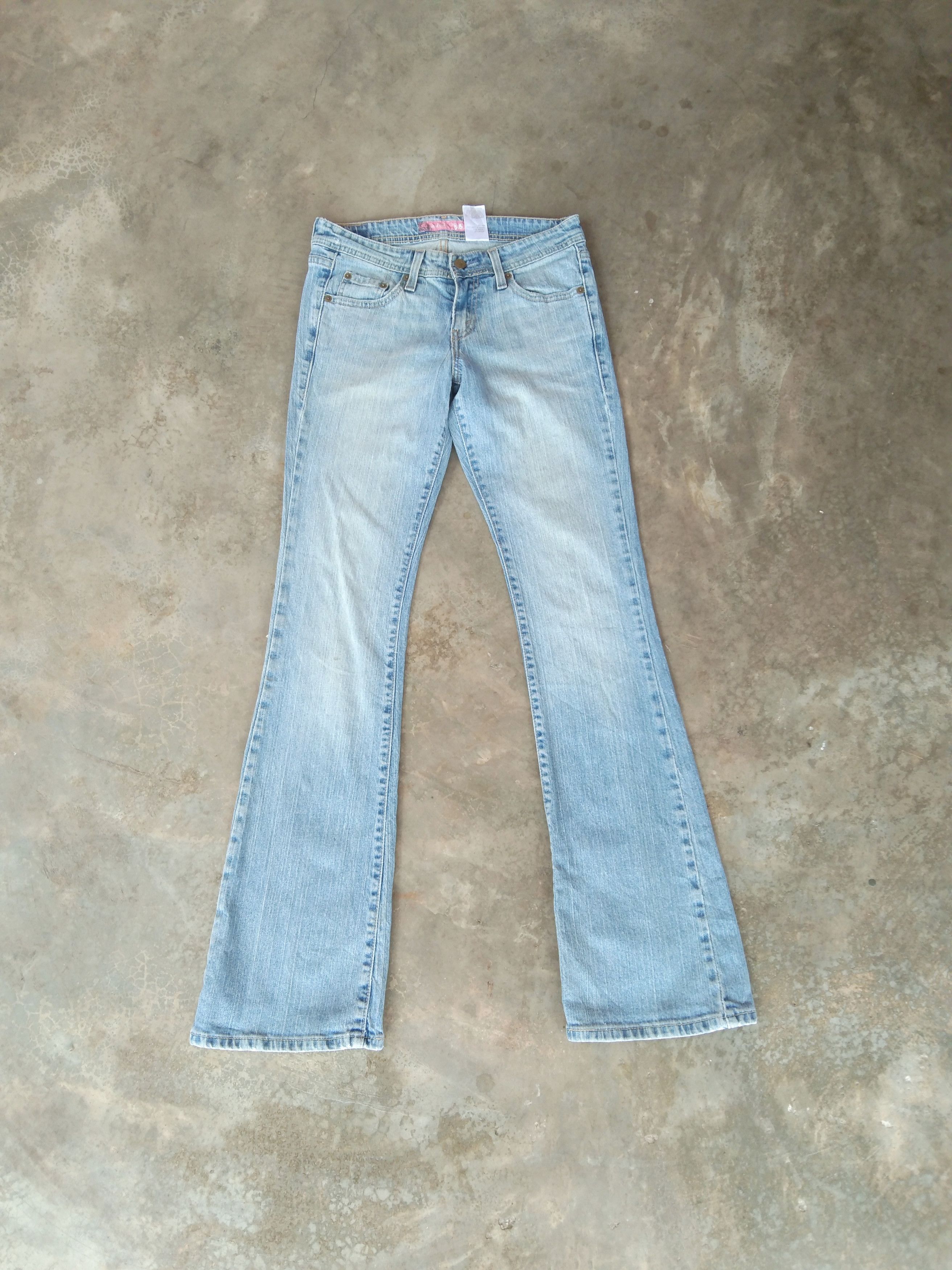 Vintage Vintage Levi's 518 Super Low Bootcut 28x33 Light Wash Jeans ...