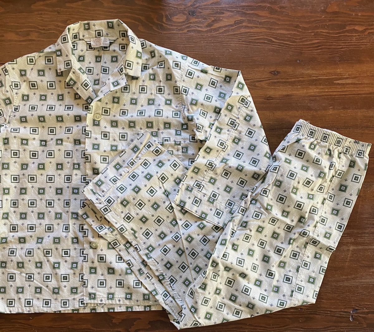 Retrofit Vintage 60’s Brent Mod Style Button Up Loungwear Set Pajama Size US L / EU 52-54 / 3 - 1 Thumbnail