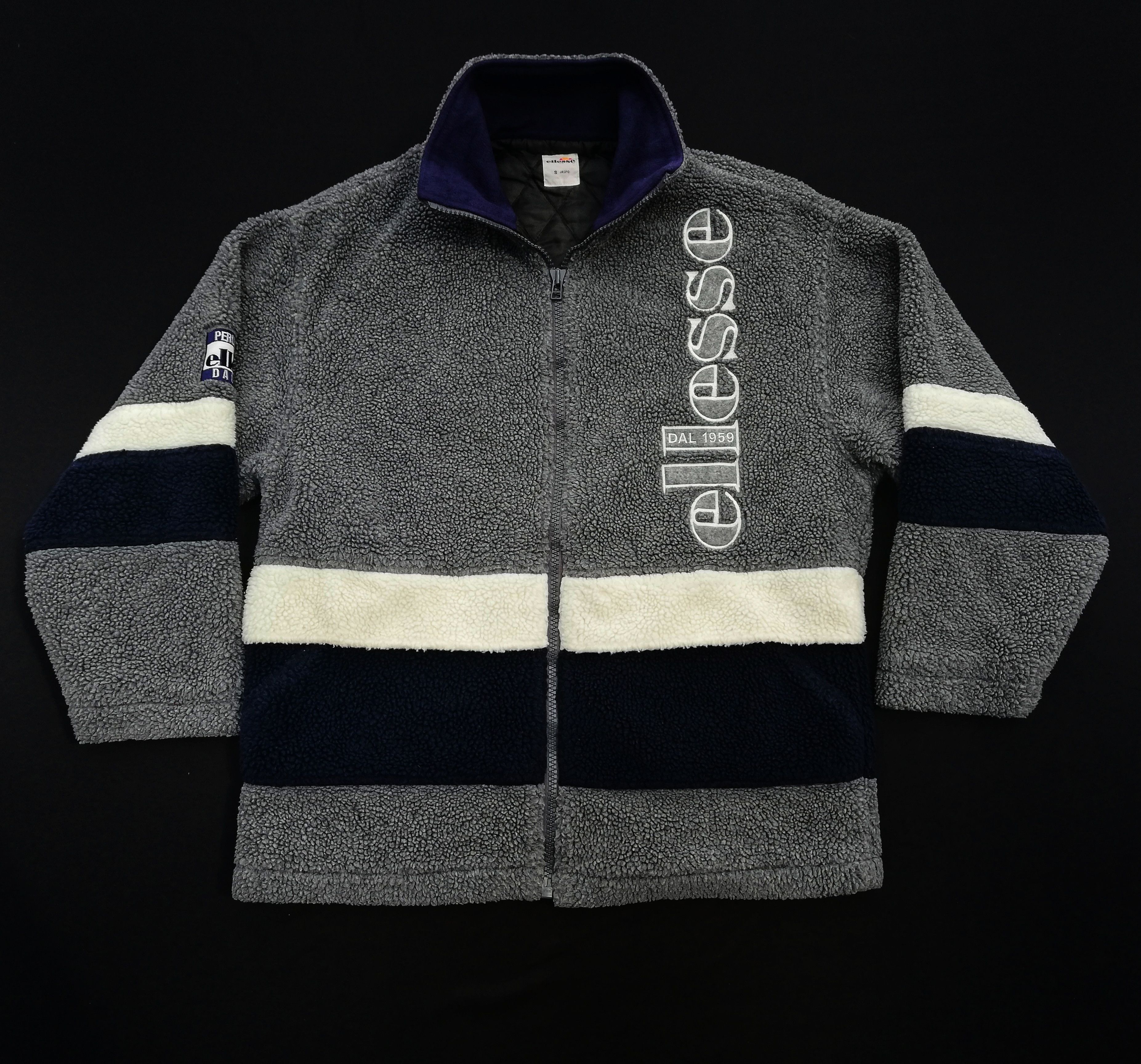Ellesse × Japanese Brand 🔥Ellese Sherpa Retro-X Big Logo Spell Out DAL 1959🔥 Size US M / EU 48-50 / 2 - 2 Thumbnail