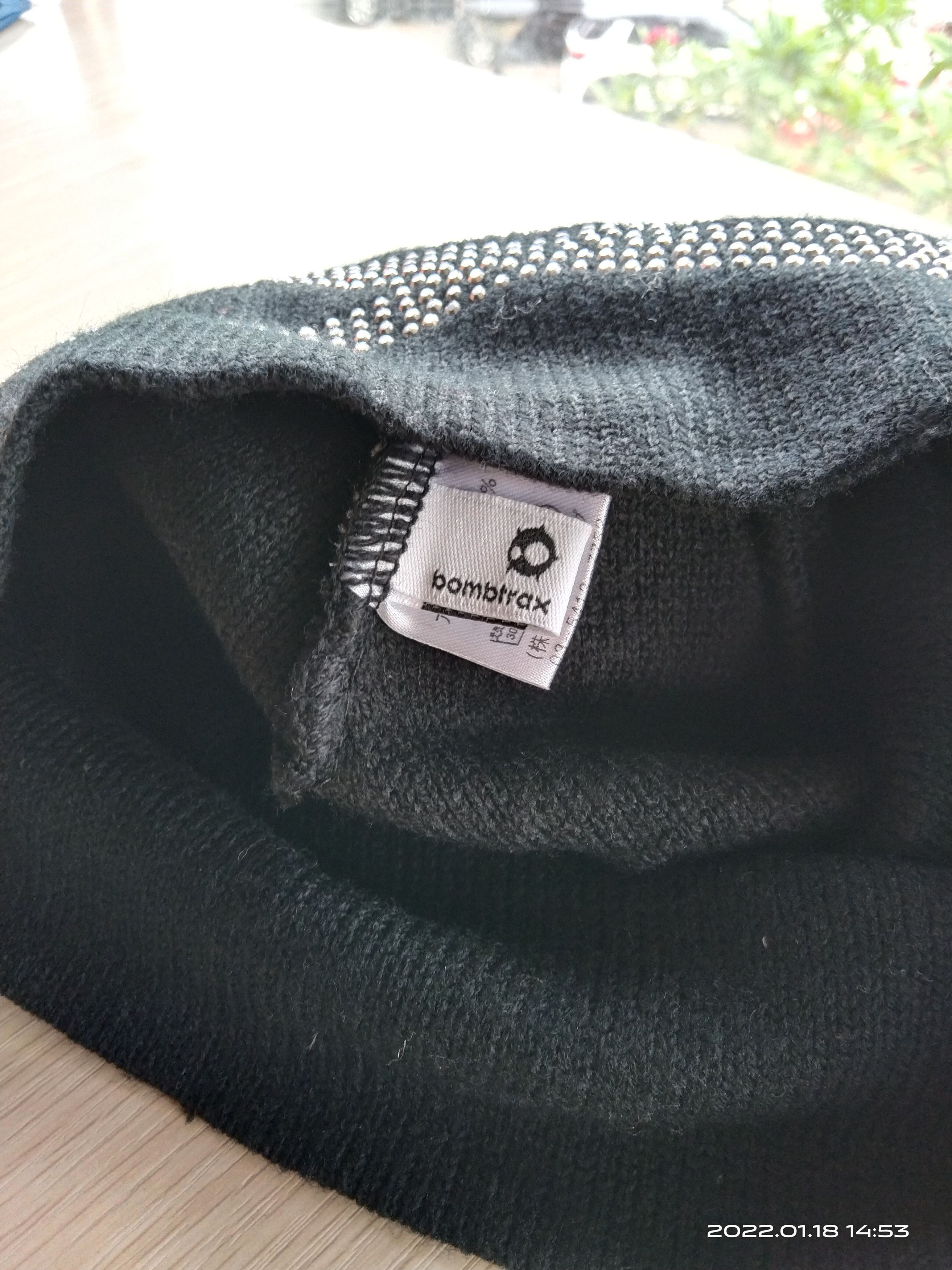 Japanese Brand JAPANESE BOMBTRAX CROSSBONE BEANIE HAT INSPIRED MASTERMIND Size ONE SIZE - 3 Thumbnail