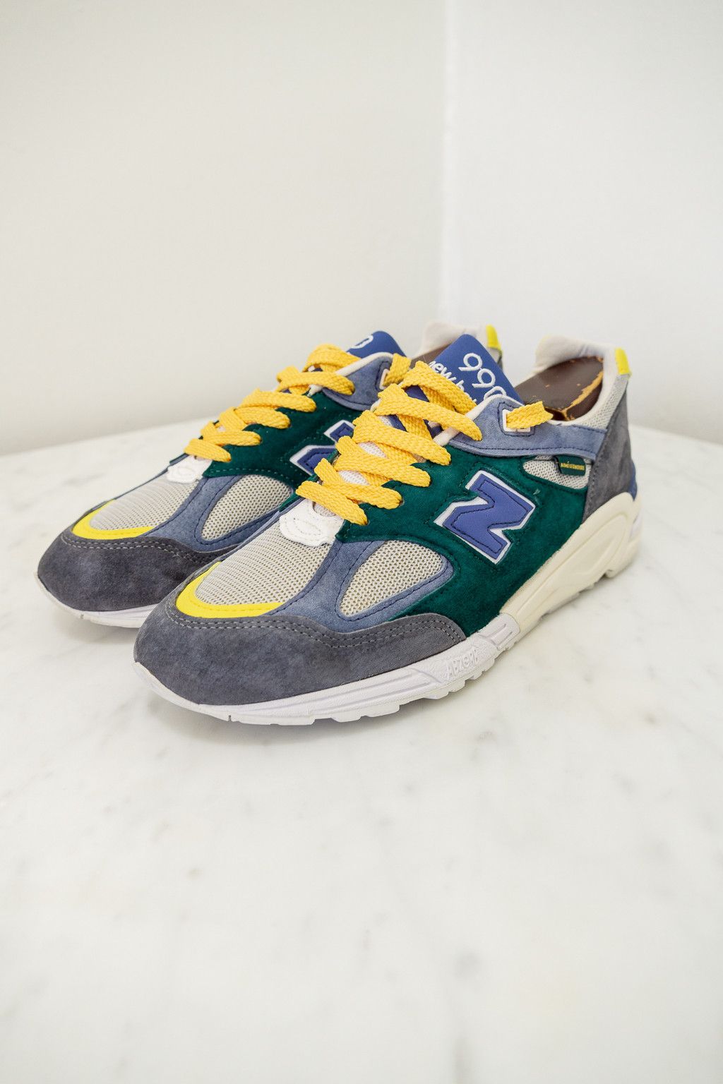 New balance fashion aime leon dore 990 v2