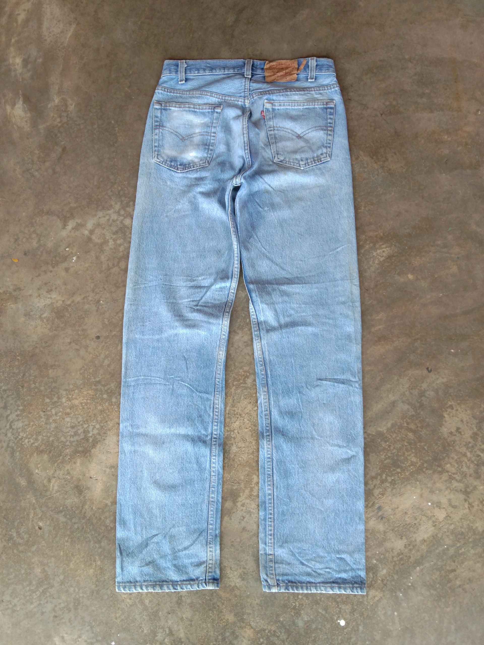 Levi's 80s Vintage Levis 501 Made In USA Light Wash Jeans 28x32 Size US 28 / EU 44 - 2 Thumbnail