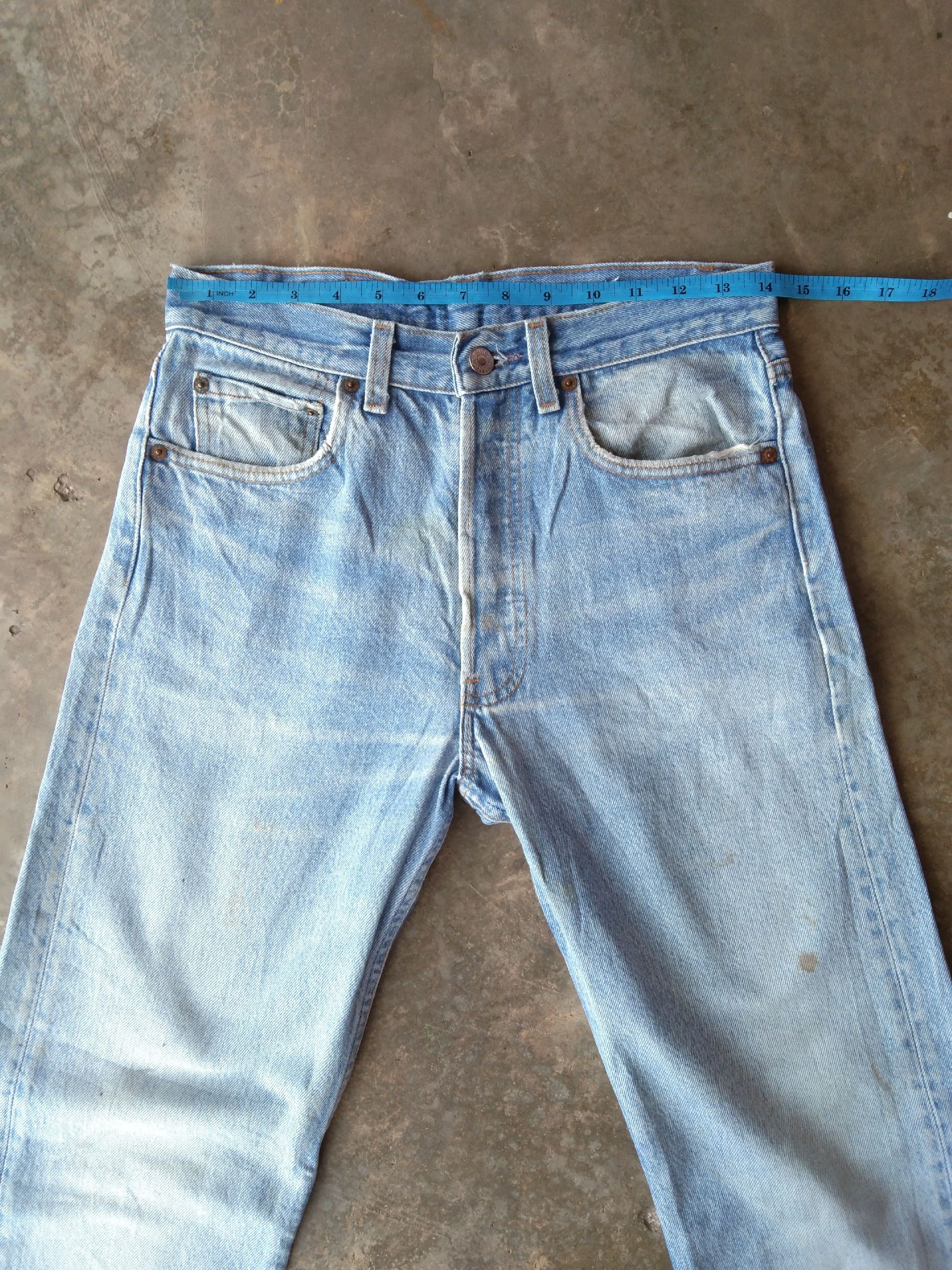 Levi's 80s Vintage Levis 501 Made In USA Light Wash Jeans 28x32 Size US 28 / EU 44 - 7 Thumbnail
