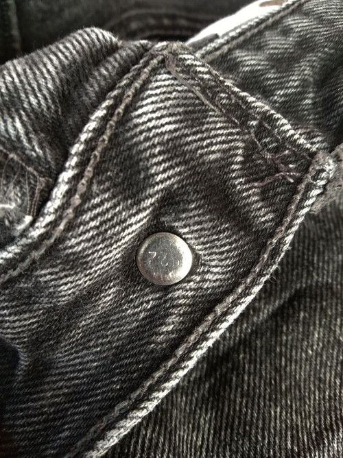 Levi's 90s Vintage Levi's 501 Made In USA Distressed Jeans 33x30 Size US 33 - 12 Thumbnail