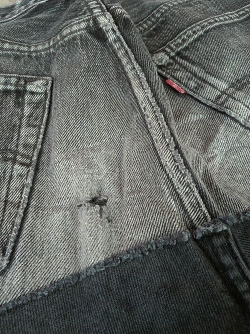 Levi's 90s Vintage Levi's 501 Made In USA Distressed Jeans 33x30 Size US 33 - 6 Thumbnail