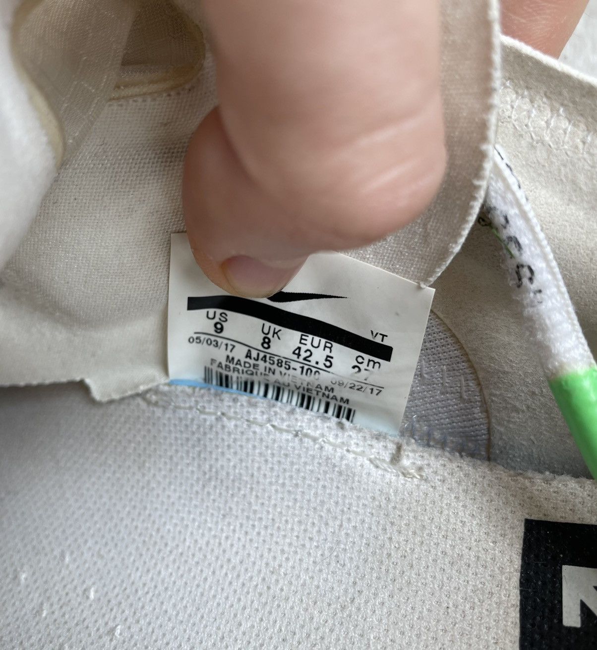 Nike × Off-White OFF-WHITE x Air Max 97 OG The Ten 2017 Size US 9 / EU 42 - 9 Thumbnail