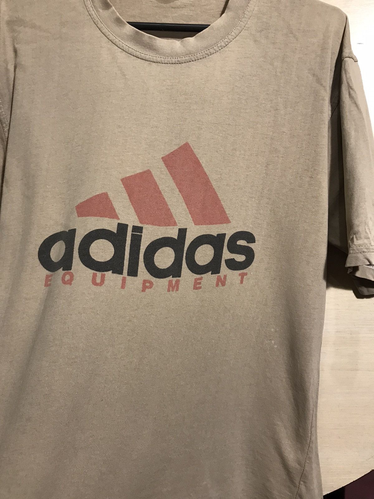 Vintage Vintage Adidas Equipment streetwear tee Size US M / EU 48-50 / 2 - 3 Thumbnail