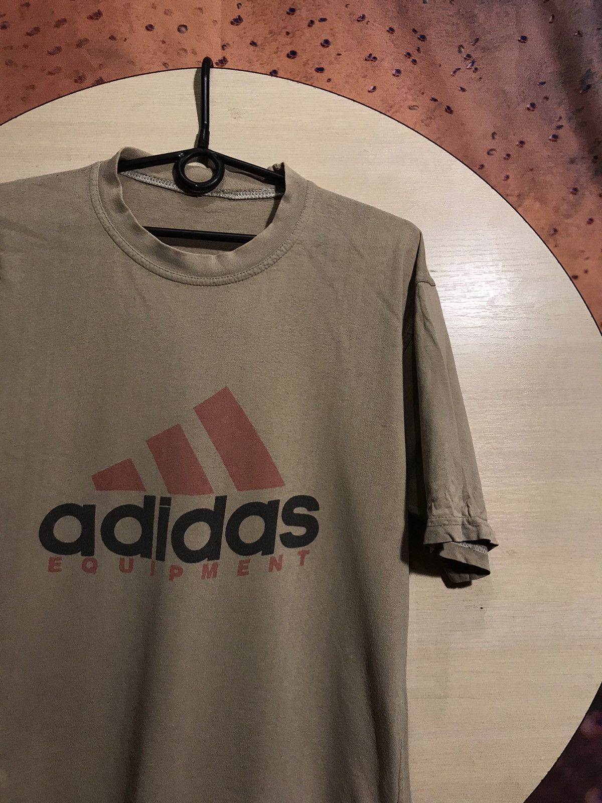 Vintage Vintage Adidas Equipment streetwear tee Size US M / EU 48-50 / 2 - 1 Thumbnail