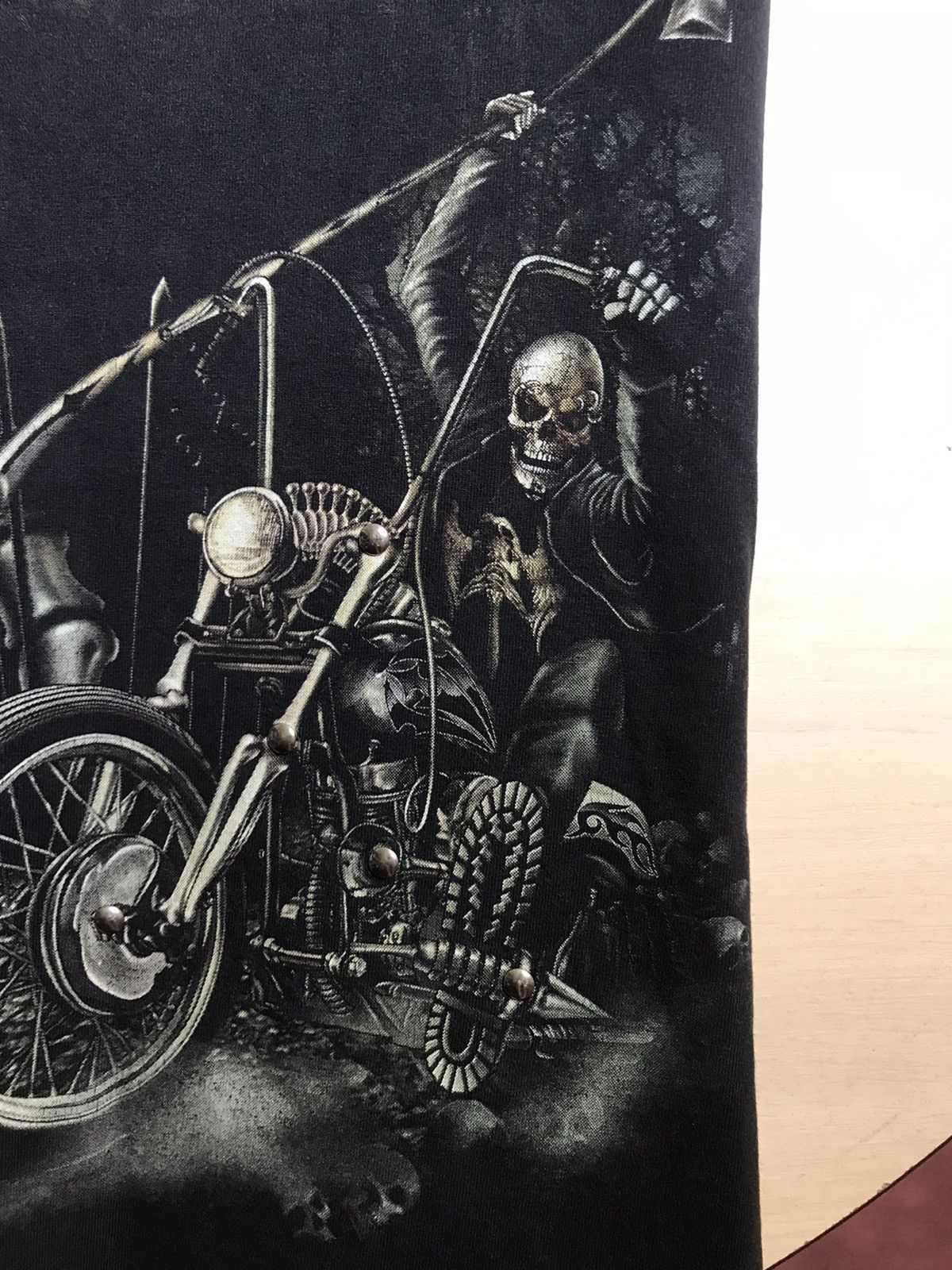 Band Tees Vintage Survivors band rock skull skeleton tee Size US S / EU 44-46 / 1 - 3 Thumbnail