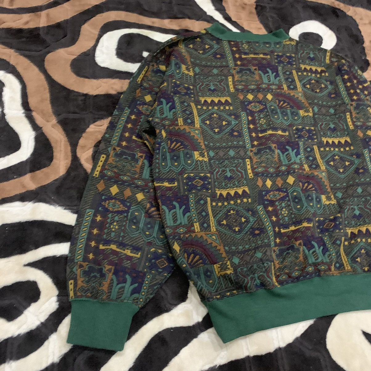 Native EDPLOUZ Vintag 90s Embroider Art Fullprint Pullover Sweater Size US M / EU 48-50 / 2 - 13 Thumbnail