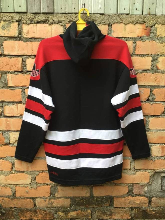 Adidas × Vintage Adidas Pullover Multicolour Sweater Hooded Medium Size Size US M / EU 48-50 / 2 - 7 Thumbnail