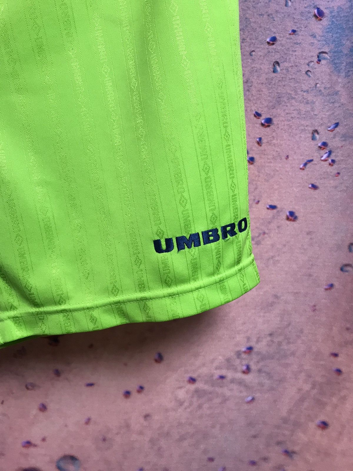 Umbro Vintage 90s monogram Umbro shorts size S-M Size US 31 - 2 Thumbnail