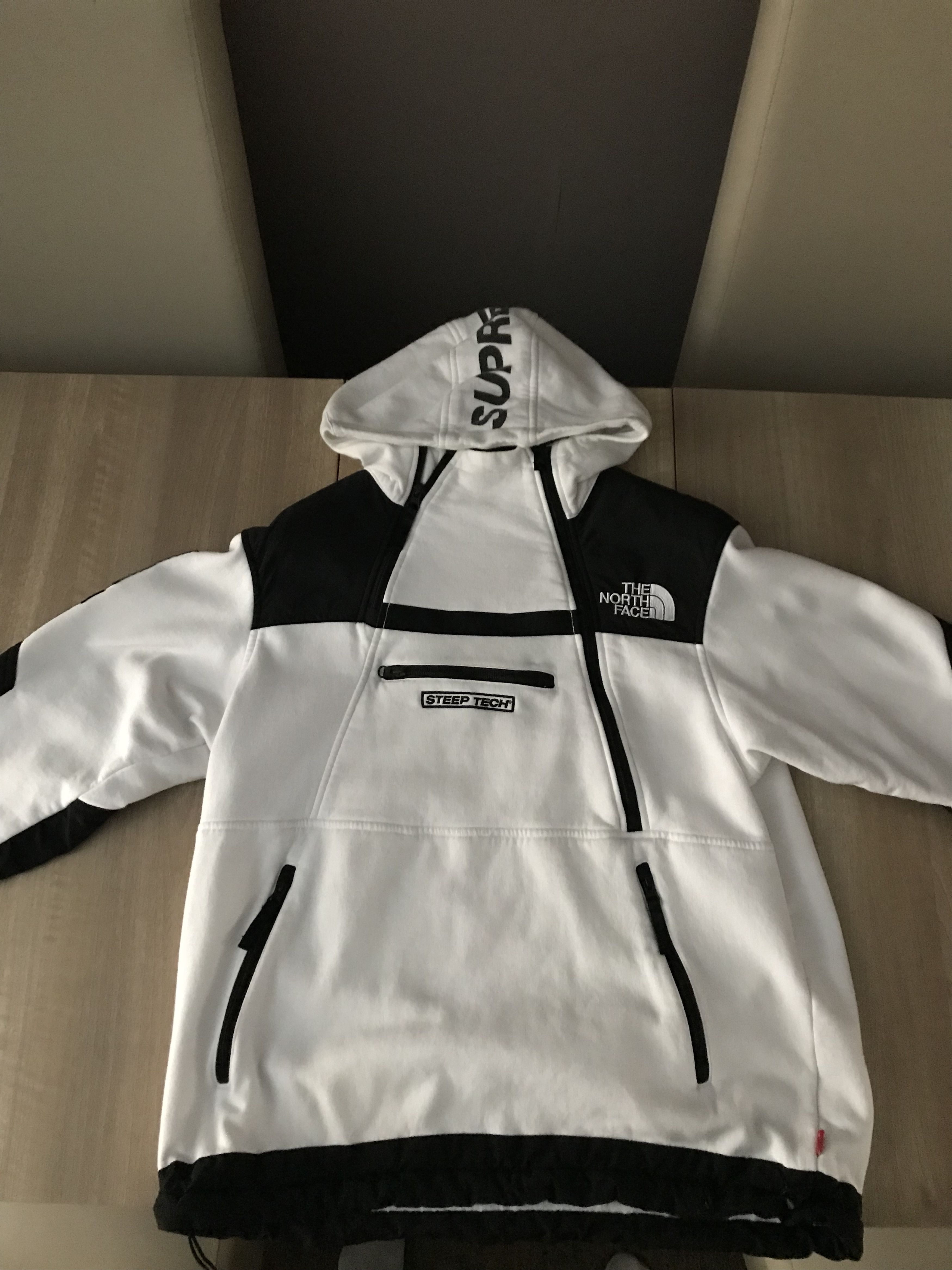 Supreme Supreme x northface steep tech white | Grailed