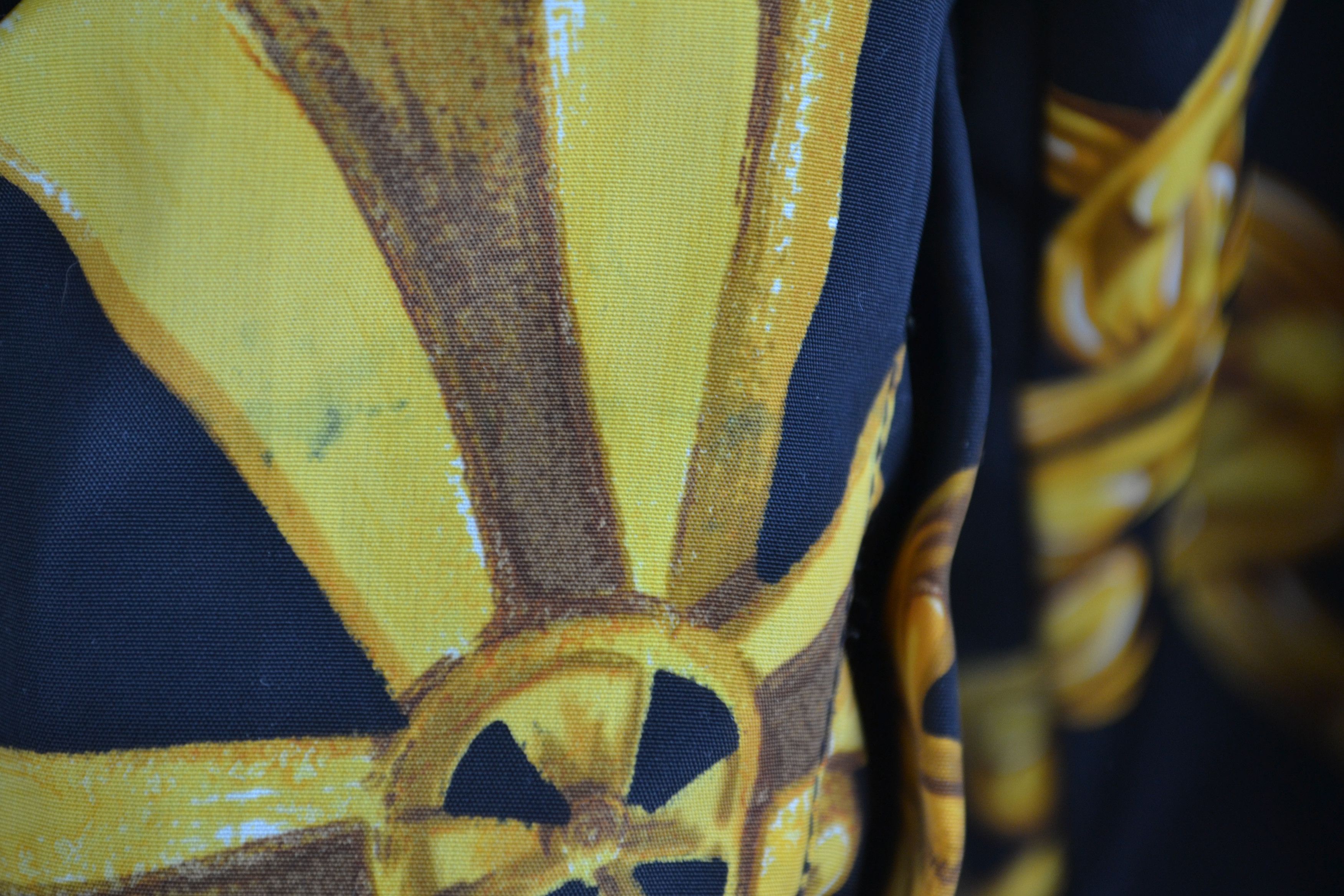 Vintage 🔴 VERSACE Style Baroque Chains Jacket Zip Black Gold Size US M / EU 48-50 / 2 - 6 Thumbnail