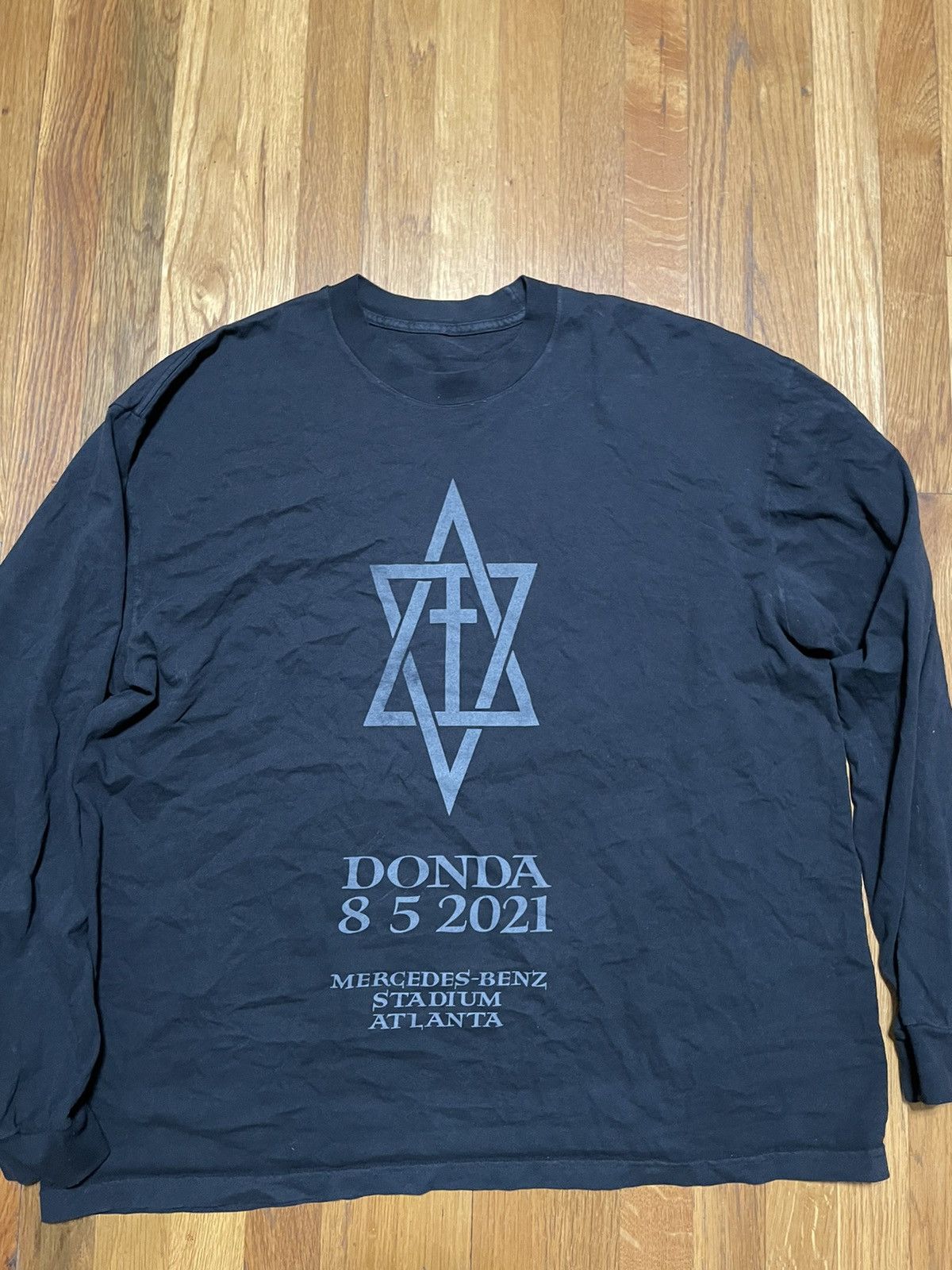 Kanye West Yeezy Donda Listening Longsleeve Size US XL / EU 56 / 4 - 1 Preview