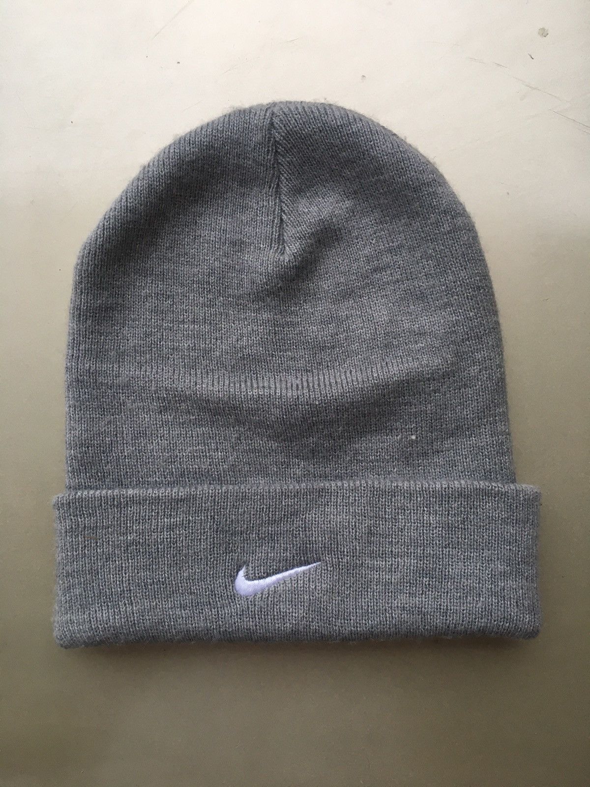 Nike Vintage nike winter hat beanie light grey Size ONE SIZE - 1 Thumbnail
