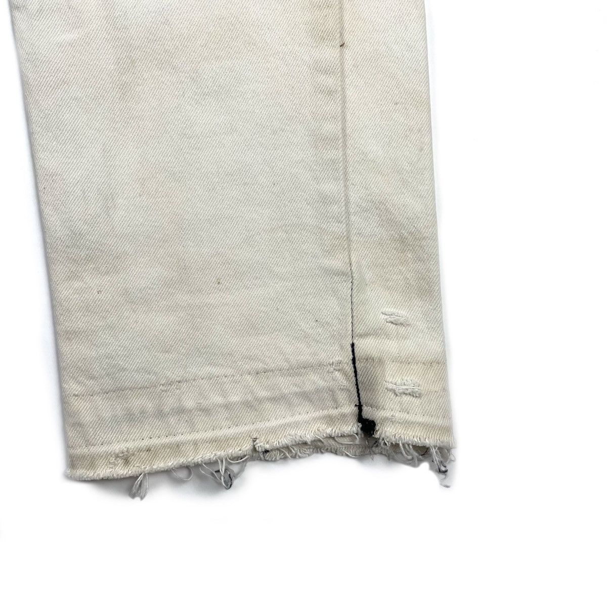 Levi's VINTAGE THRASHED LEVI'S WHITE 505 DENIM Size US 30 / EU 46 - 7 Thumbnail