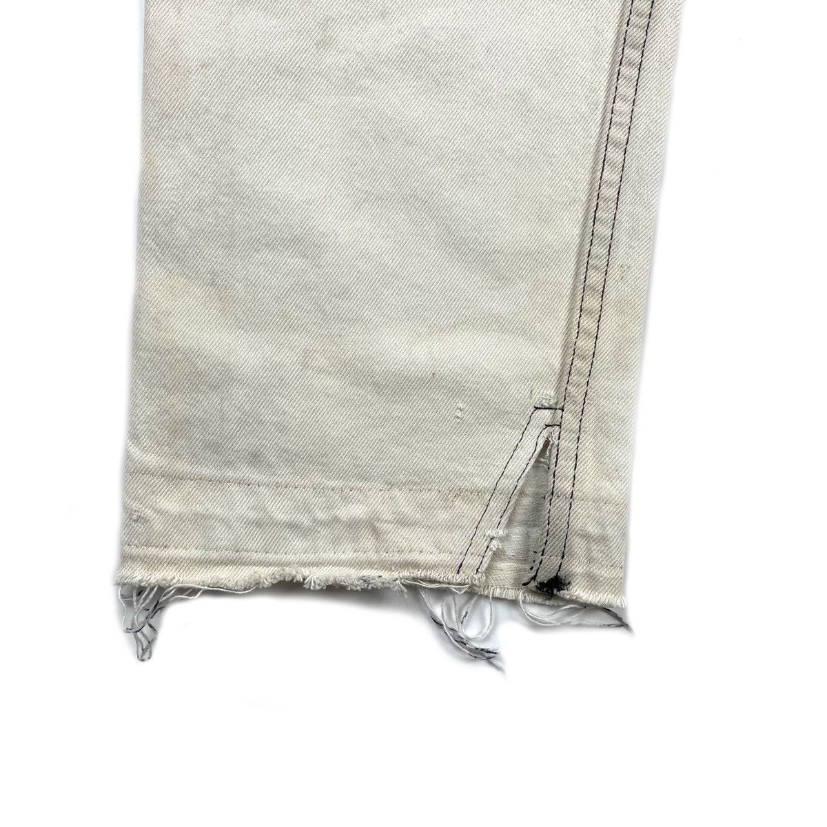 Levi's VINTAGE THRASHED LEVI'S WHITE 505 DENIM Size US 30 / EU 46 - 11 Thumbnail
