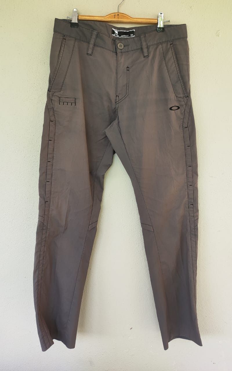 image of Oakley Sun Faded Pant in Grey, Men's (Size 33)