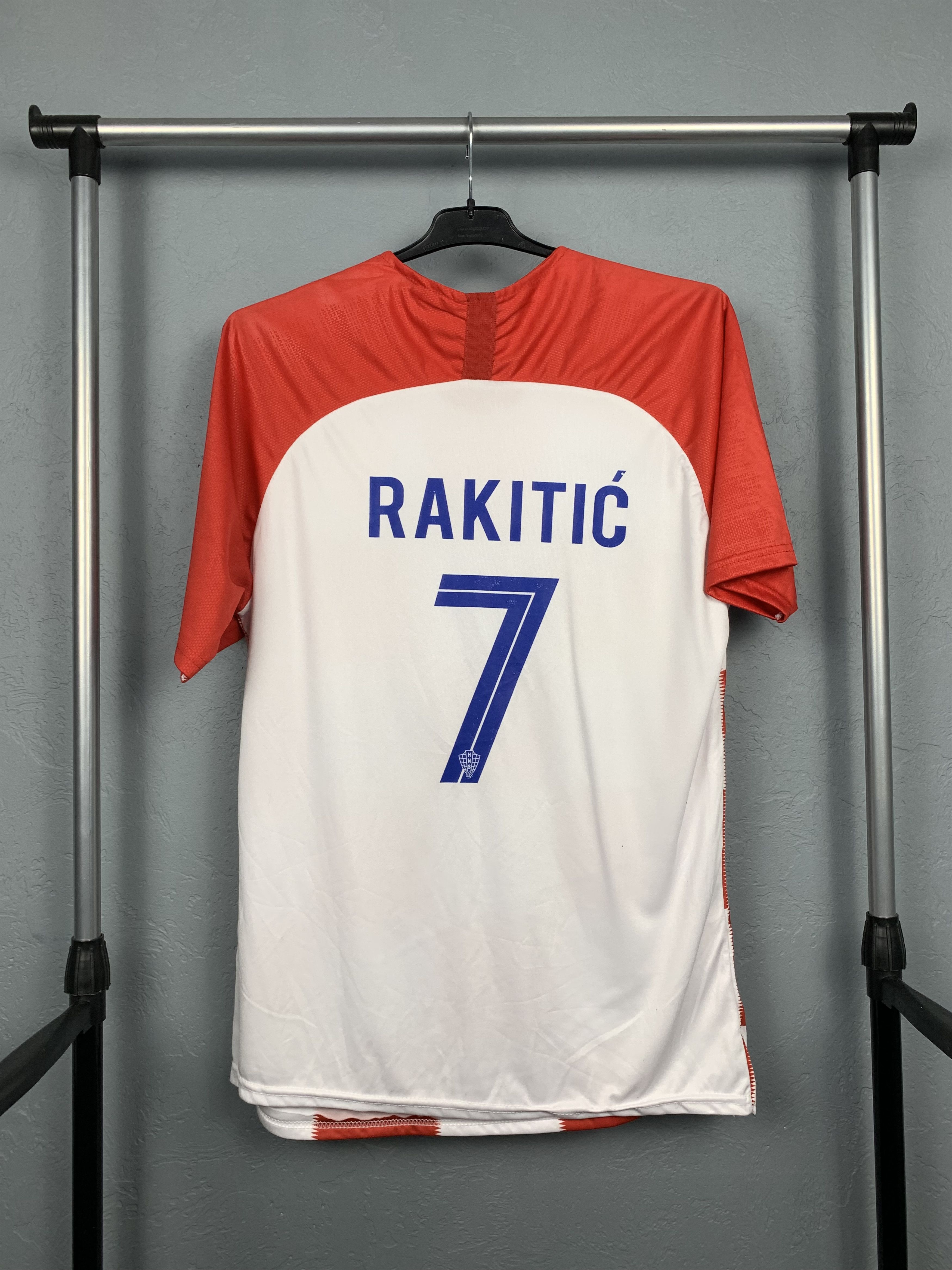Nike × Vintage Bootleg Nike Croatia Rakitic Soccer / Football Jersey Tee Size US L / EU 52-54 / 3 - 5 Thumbnail