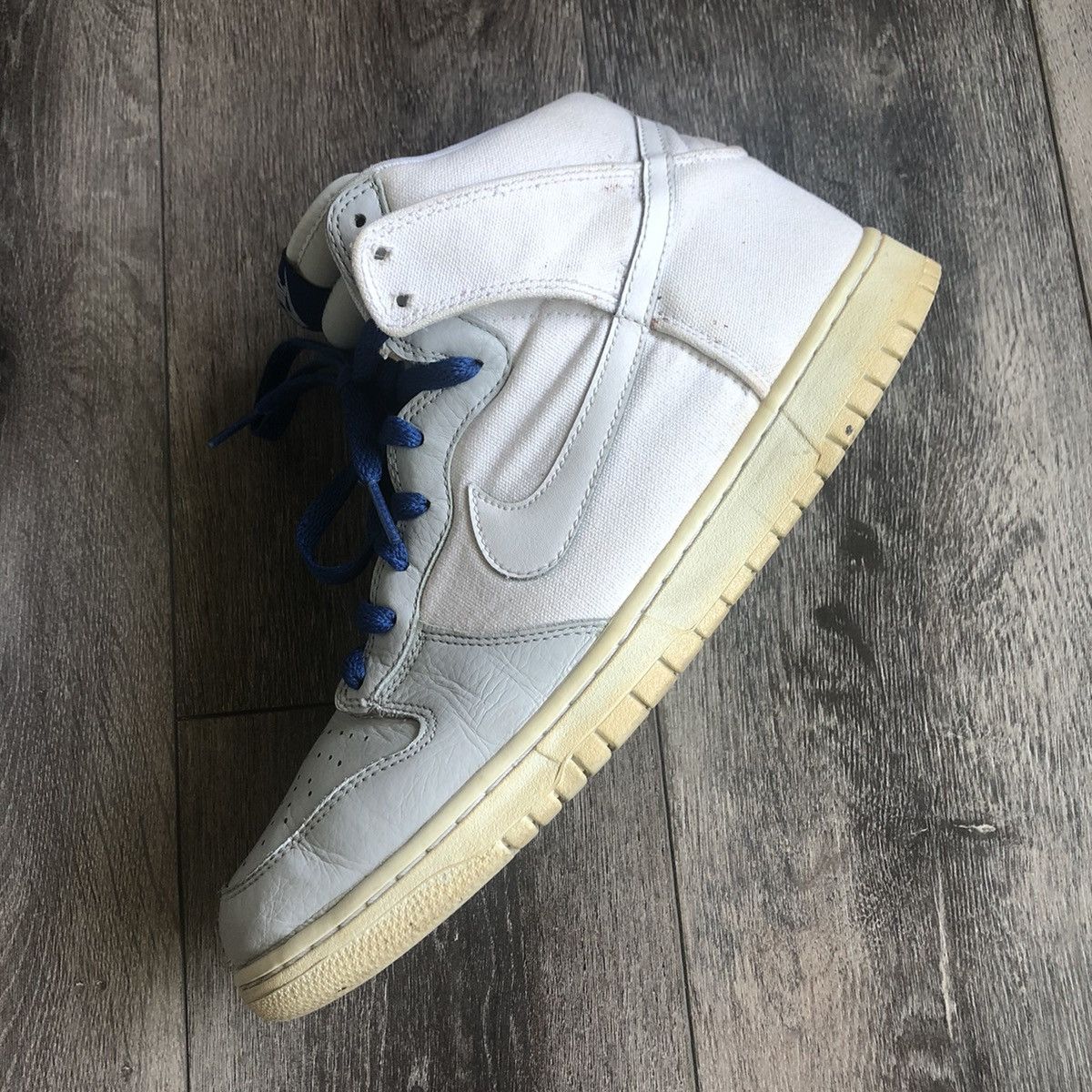 Nike Vintage Nike Dunk High White Shoes 2012 317982-125 Size US 10.5 / EU 43-44 - 10 Thumbnail