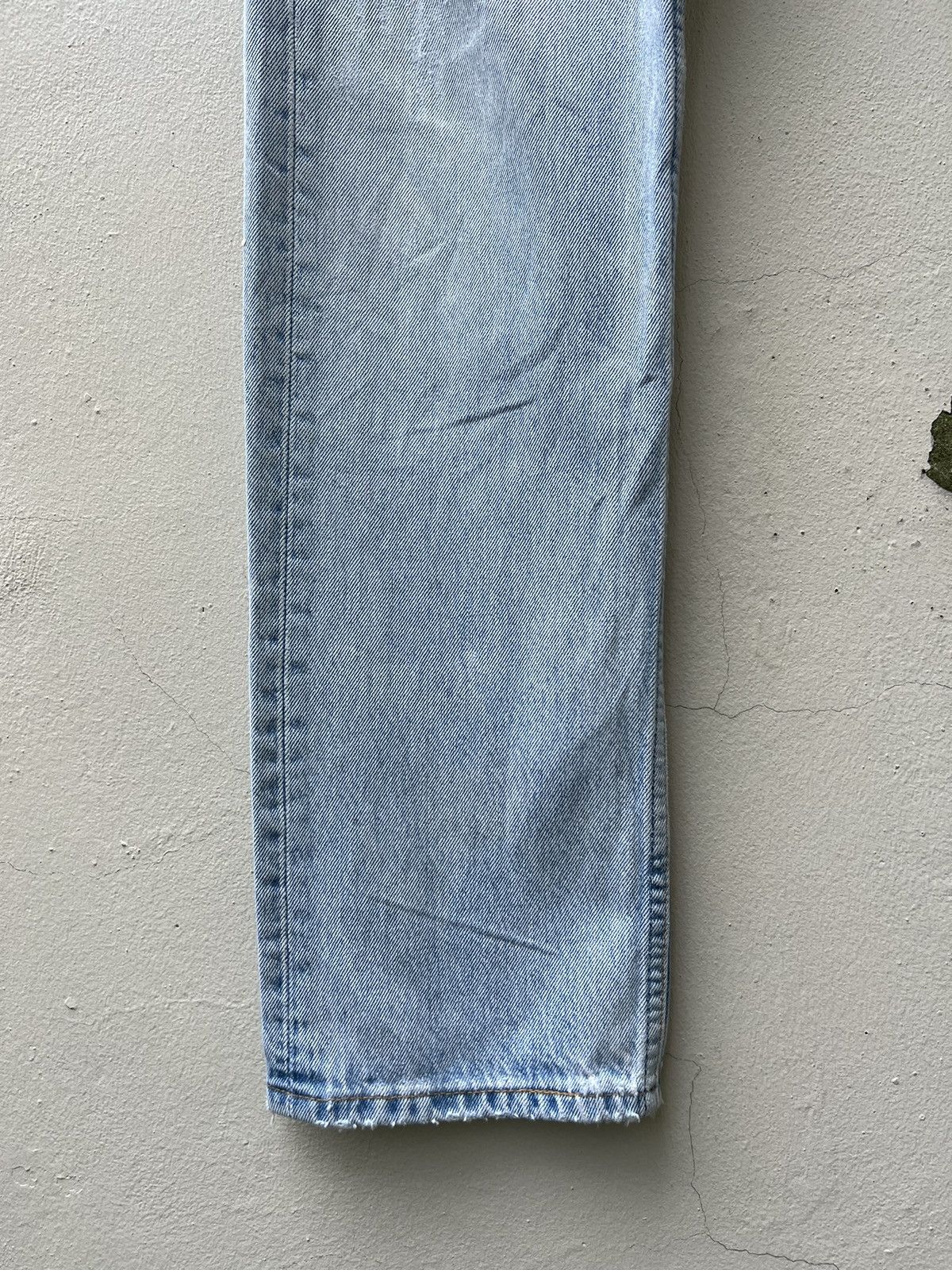 Levi's Vintage 1995 Levi’s 501 Rips Fade Light Blue Denim Jeans Size US 30 / EU 46 - 10 Thumbnail