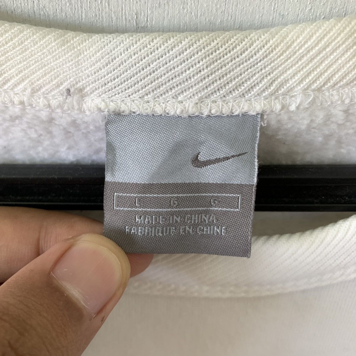 Nike Nike Sportswear Big Logo Crewneck Sweatshirt 2006 Size US L / EU 52-54 / 3 - 3 Thumbnail