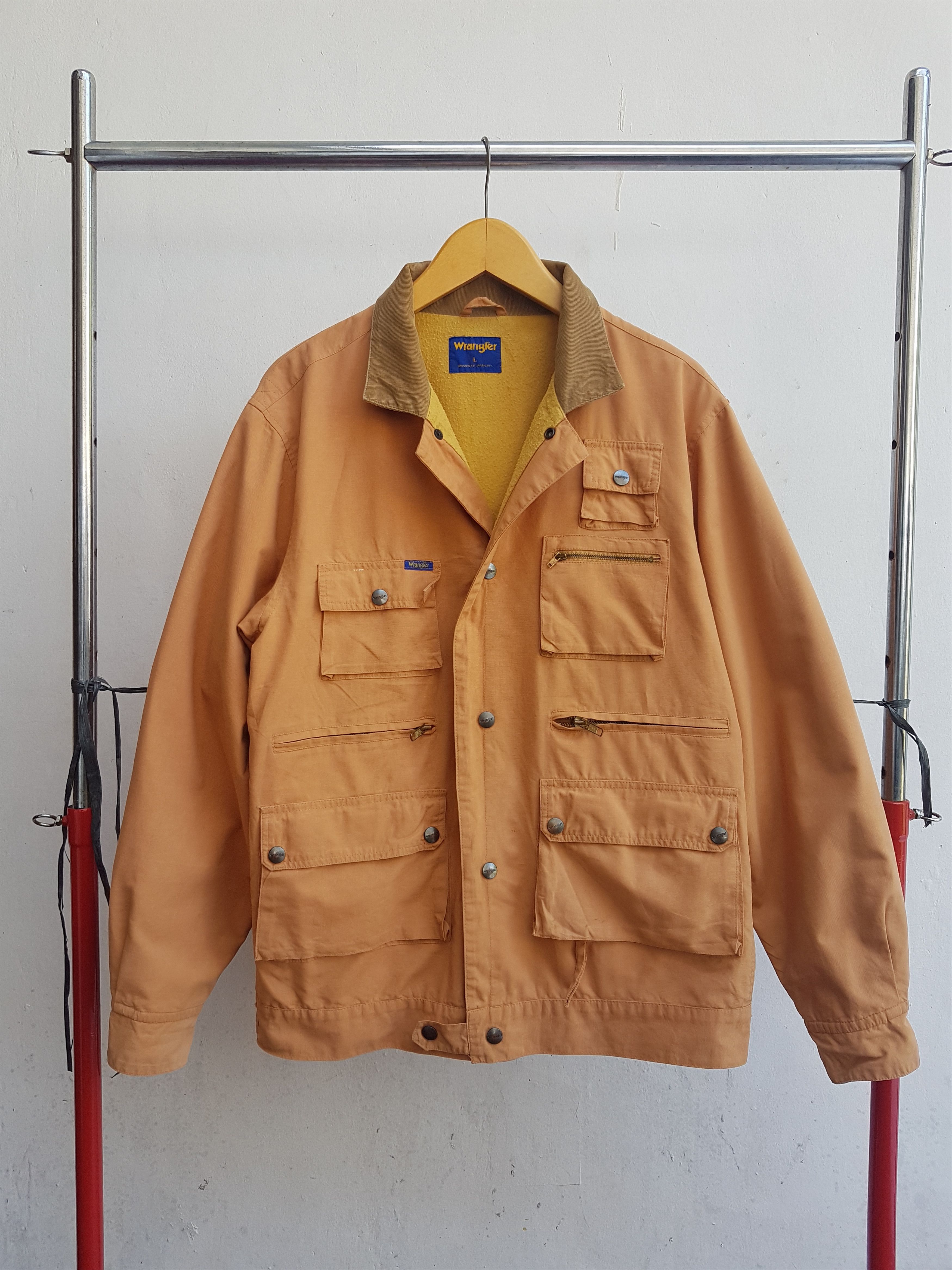Vintage Fit M to L, Vintage Wrangler Japan Hunting Tactical Jacket Size US M / EU 48-50 / 2 - 7 Thumbnail