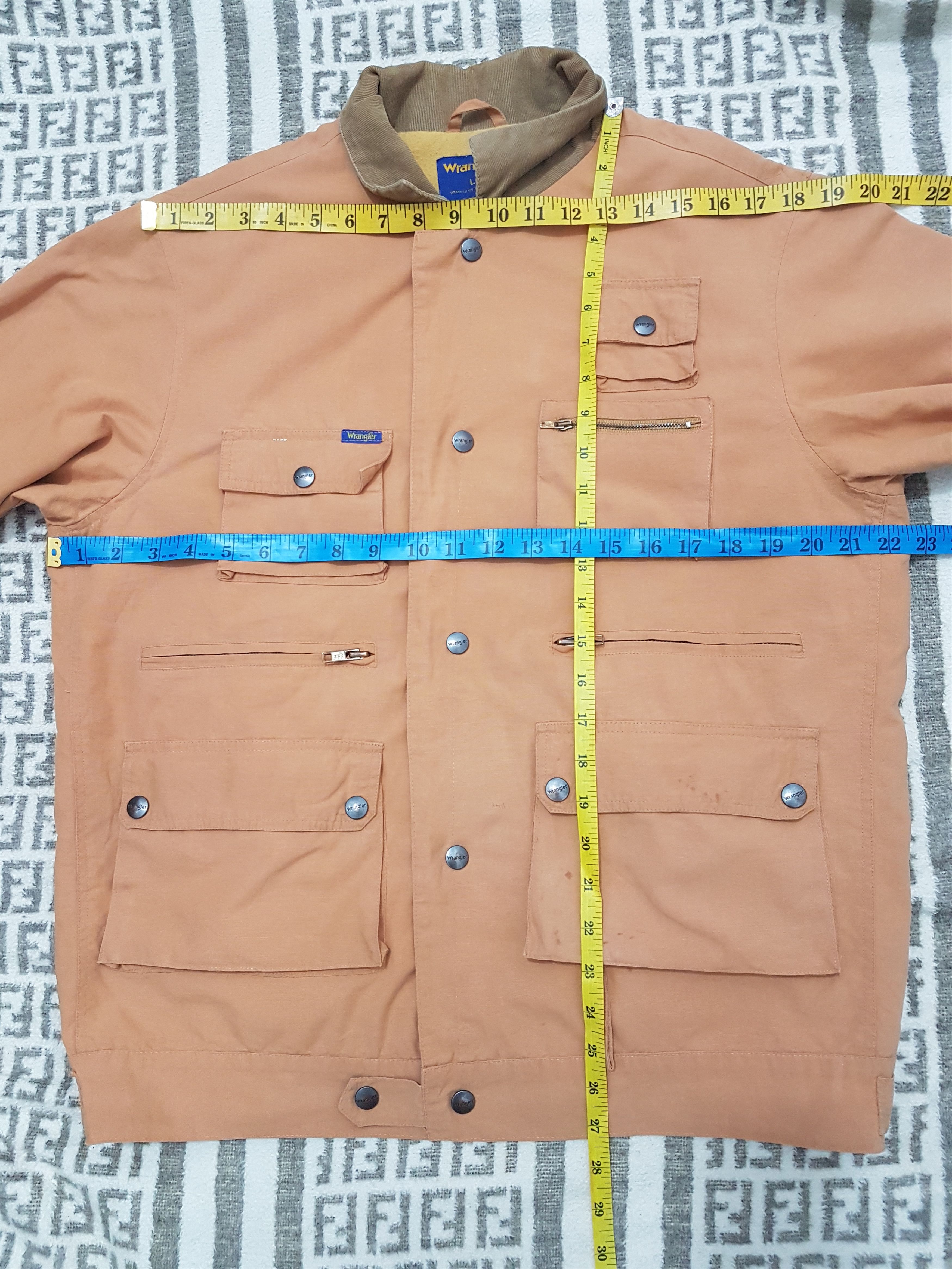 Vintage Fit M to L, Vintage Wrangler Japan Hunting Tactical Jacket Size US M / EU 48-50 / 2 - 12 Thumbnail