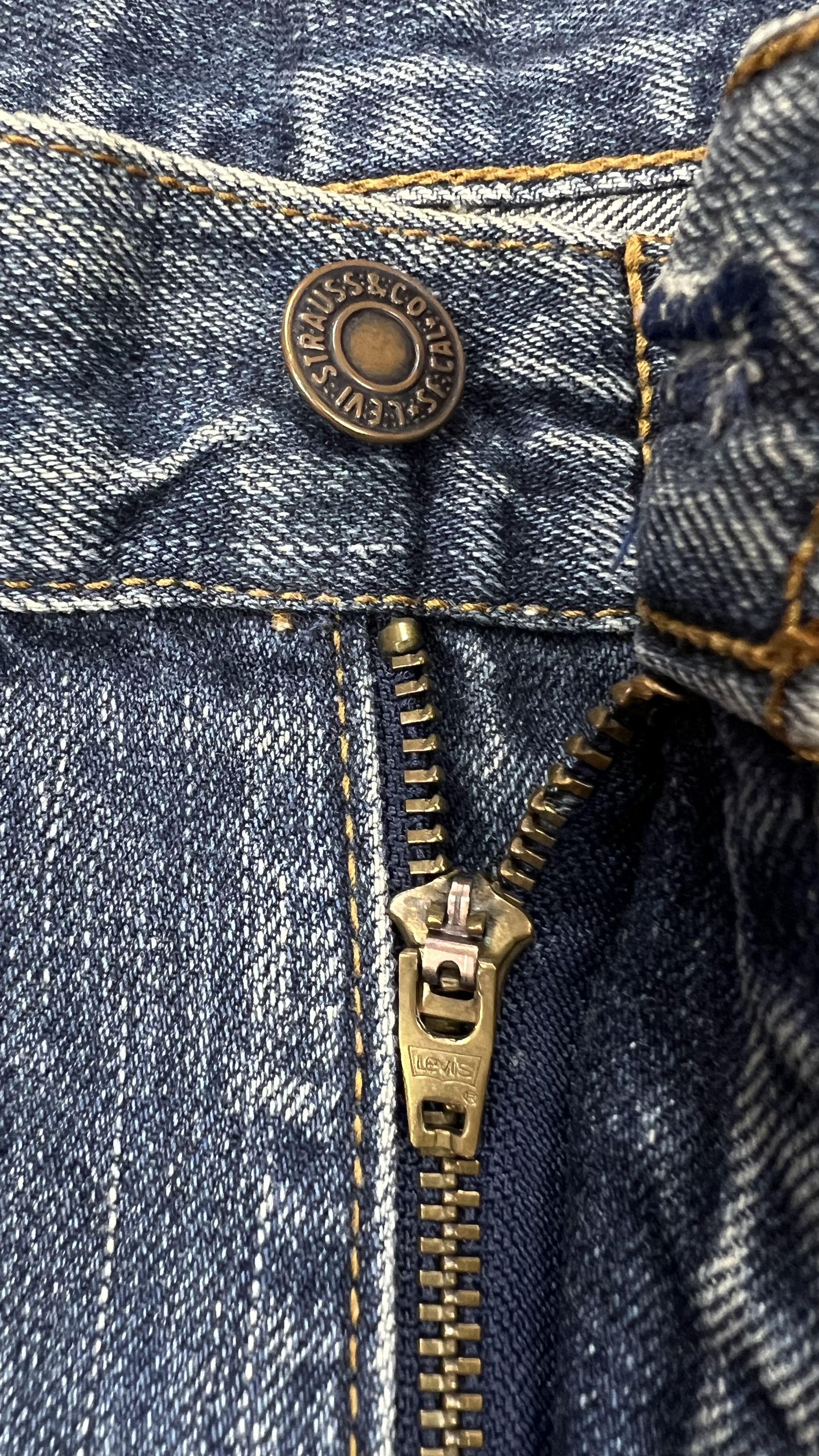 Levi's × Vintage Levis 517 Bootcut Size US 32 / EU 48 - 3 Thumbnail