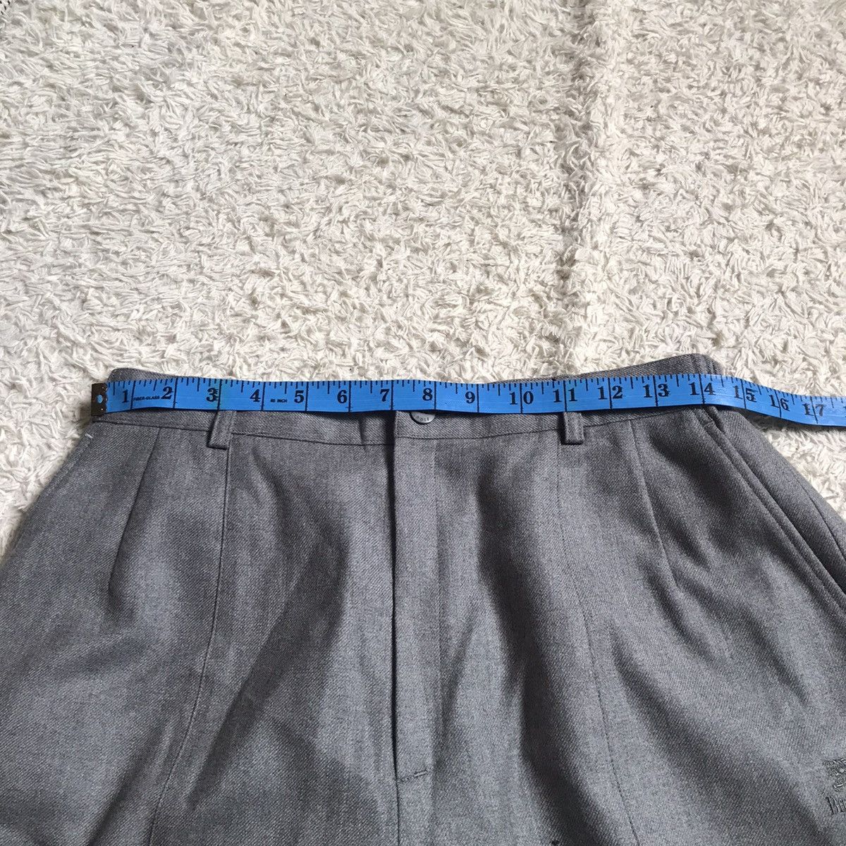 Burberry × Vintage ‼️VINTAGE BURBERRY GOLF SHORTPANT WOOL BAGGY STYLE ‼️ Size US 28 / EU 44 - 8 Thumbnail