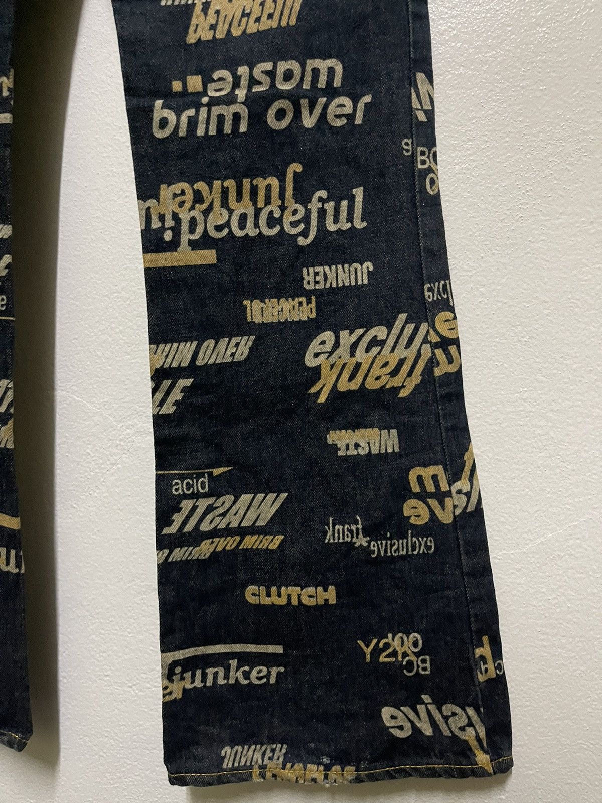 Japanese Brand × Vintage Clutch Flare Jeans Full Printed Size 26" / US 2 / IT 38 - 14 Thumbnail