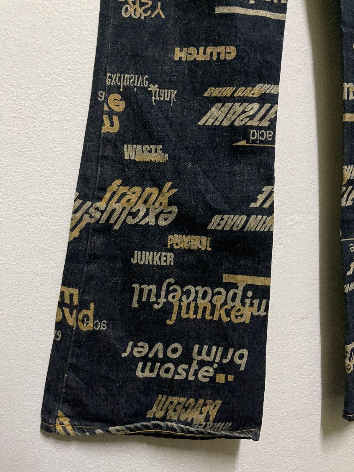 Japanese Brand × Vintage Clutch Flare Jeans Full Printed Size 26" / US 2 / IT 38 - 12 Thumbnail