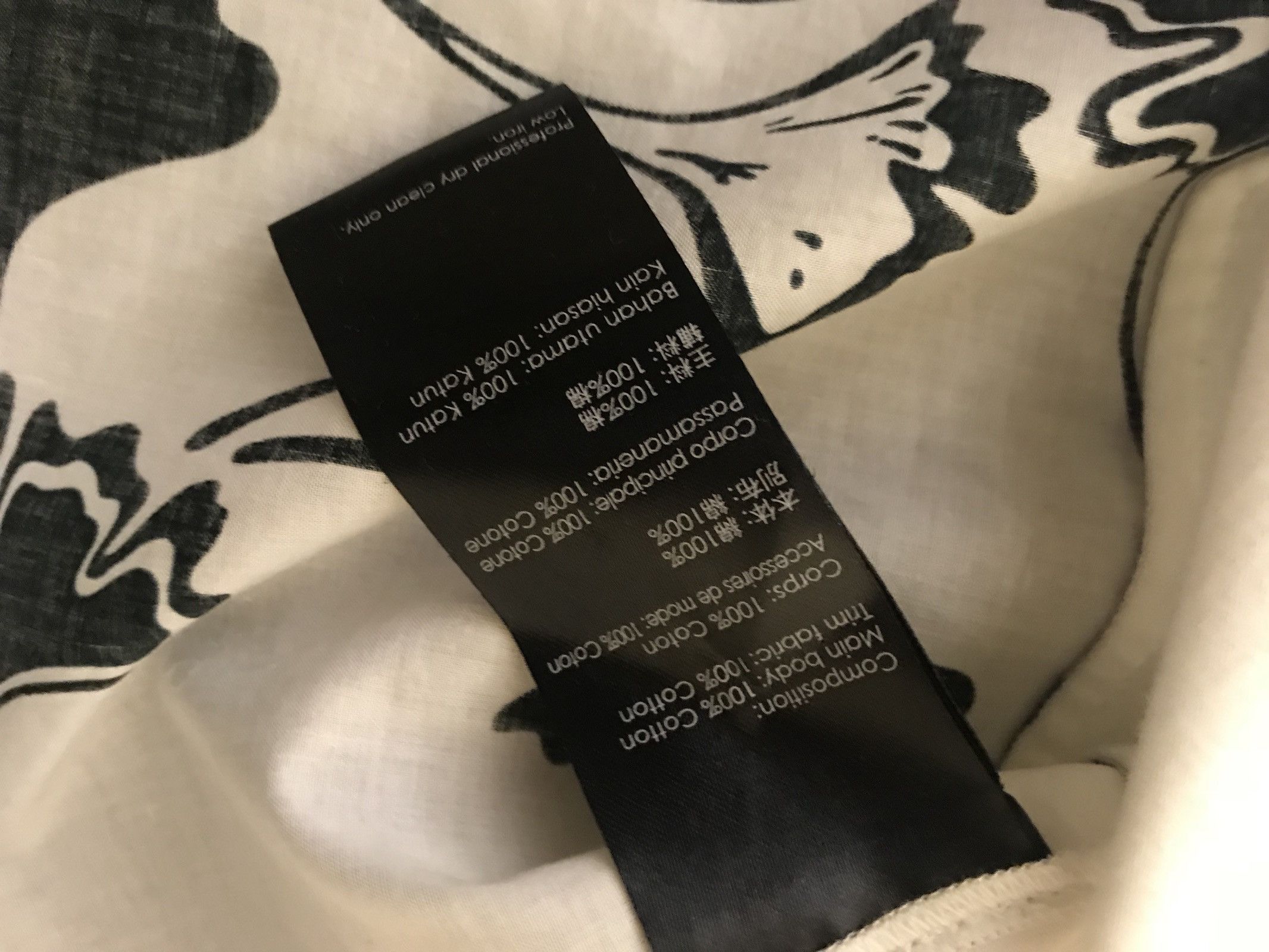 3.1 Phillip Lim White Tee With Floral Bottom Detail Size US M / EU 48-50 / 2 - 12 Thumbnail