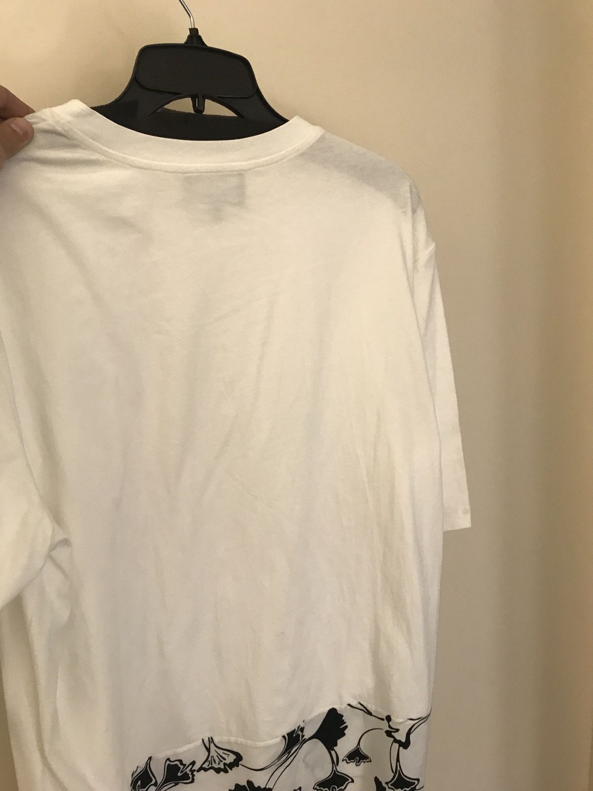 3.1 Phillip Lim White Tee With Floral Bottom Detail Size US M / EU 48-50 / 2 - 10 Thumbnail