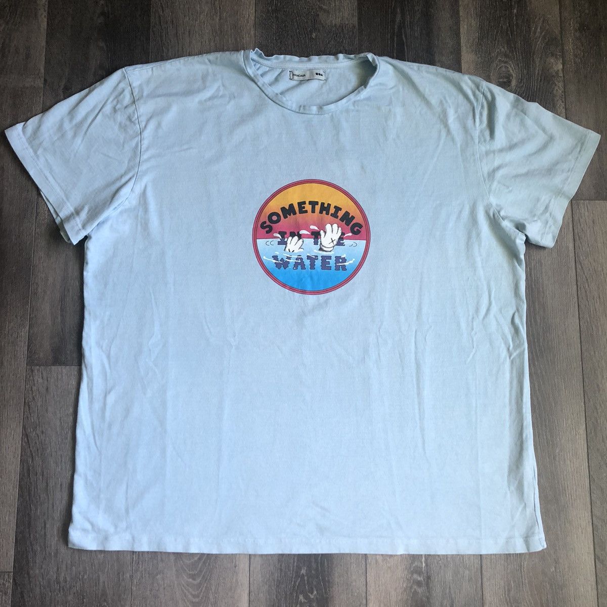 Pangaia Pangaia x KAWS Something in the Water 2019 Graphic Logo Tee Size US XXL / EU 58 / 5 - 2 Thumbnail