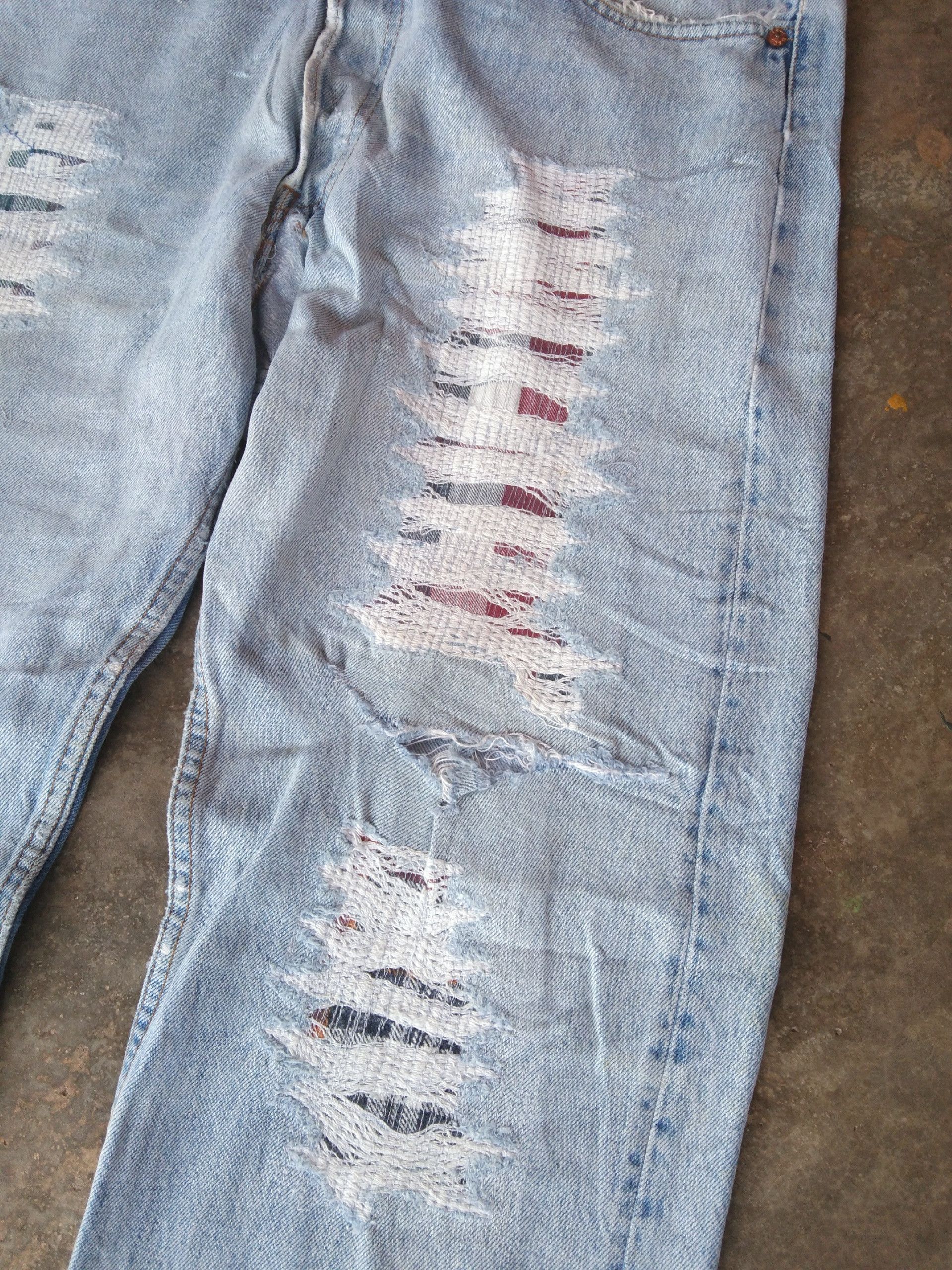 Levi's 90s Vintage Levi's 501 Made In USA Distressed Jeans 34x32 Size US 34 / EU 50 - 12 Thumbnail