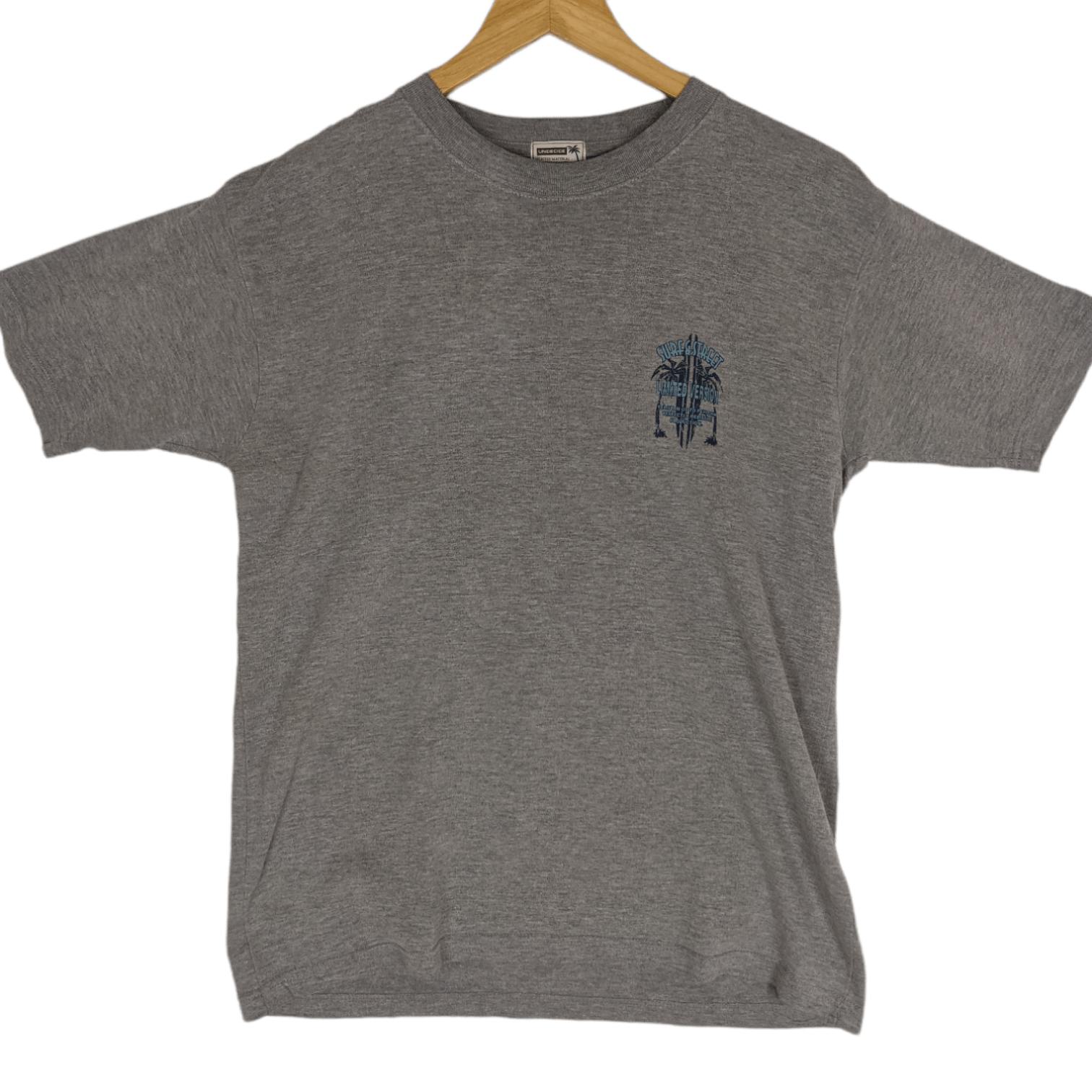 Vintage Vintage 2000's UNDECIDE Surf & Street T-Shirt Size US L / EU 52-54 / 3 - 2 Thumbnail