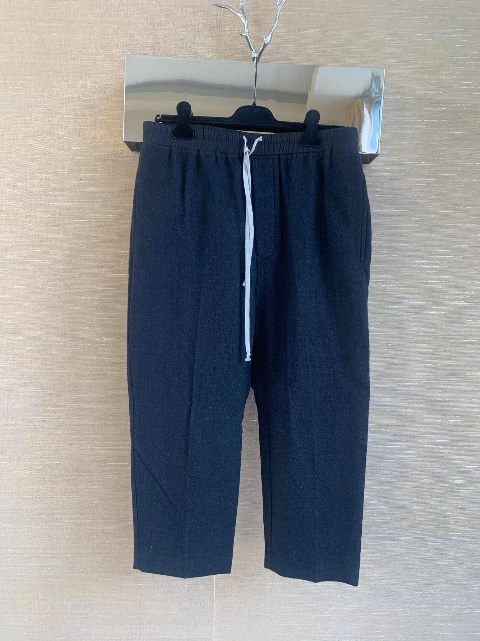 Rick Owens FW19 Drawstring Astaires Cropped in Anthracite Size US 36 / EU 52 - 3 Thumbnail
