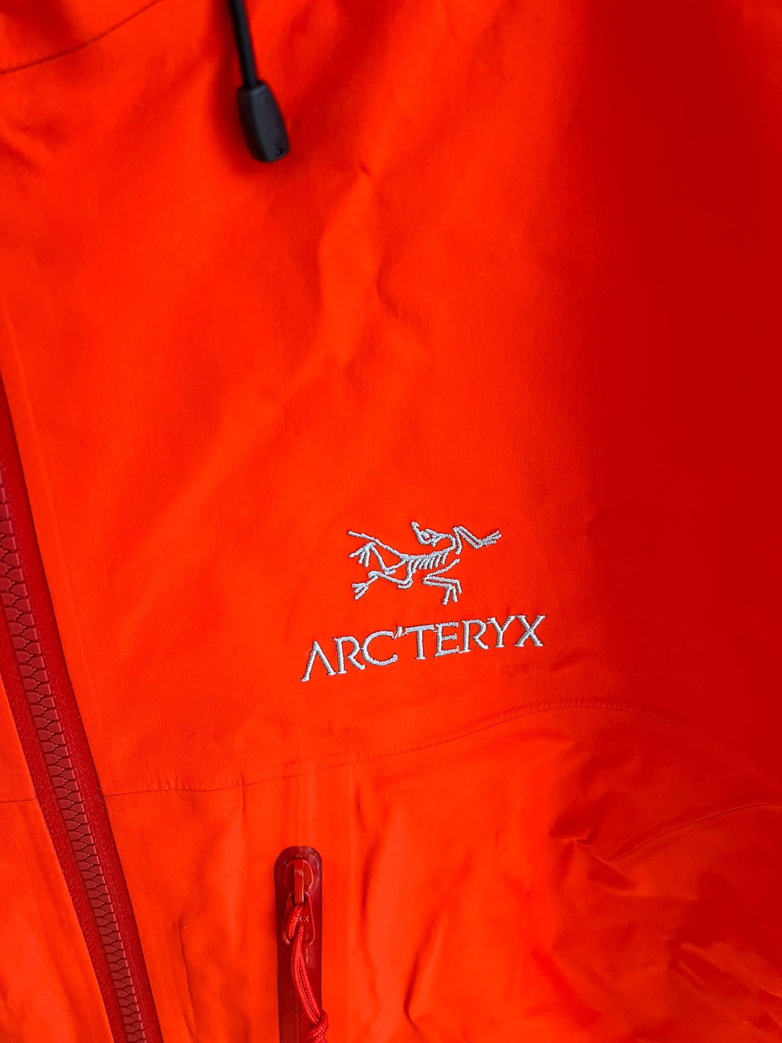 Arc'teryx Alpha AR in Flare Size XL / US 12-14 / IT 48-50 - 7 Thumbnail