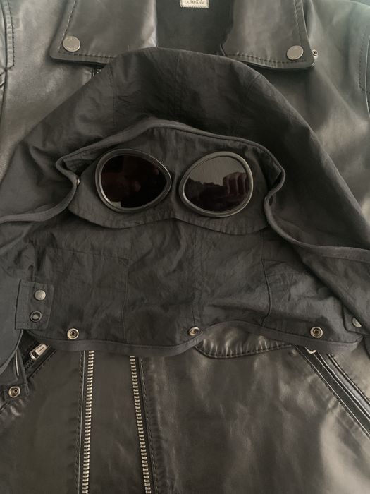 Vintage 2000s CP Company Explorer Full Zip Fur Goggle Hood Jacket Size M