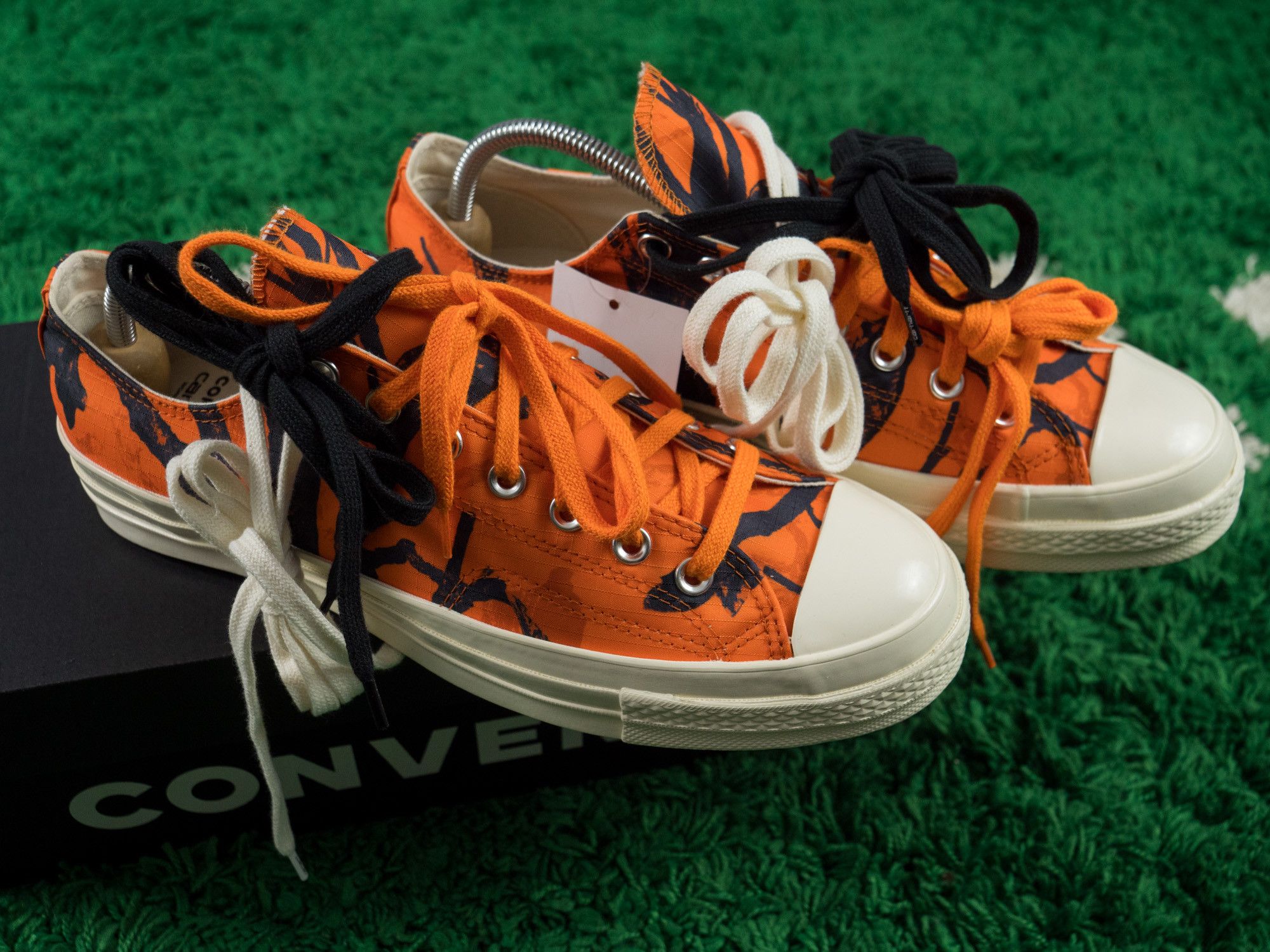 Carhartt × Carhartt Wip × Converse CARHARTT CONVERS CHUCK 70's TAYLOR CAMO TREE ORANGE Size US 10 / EU 43 - 6 Thumbnail