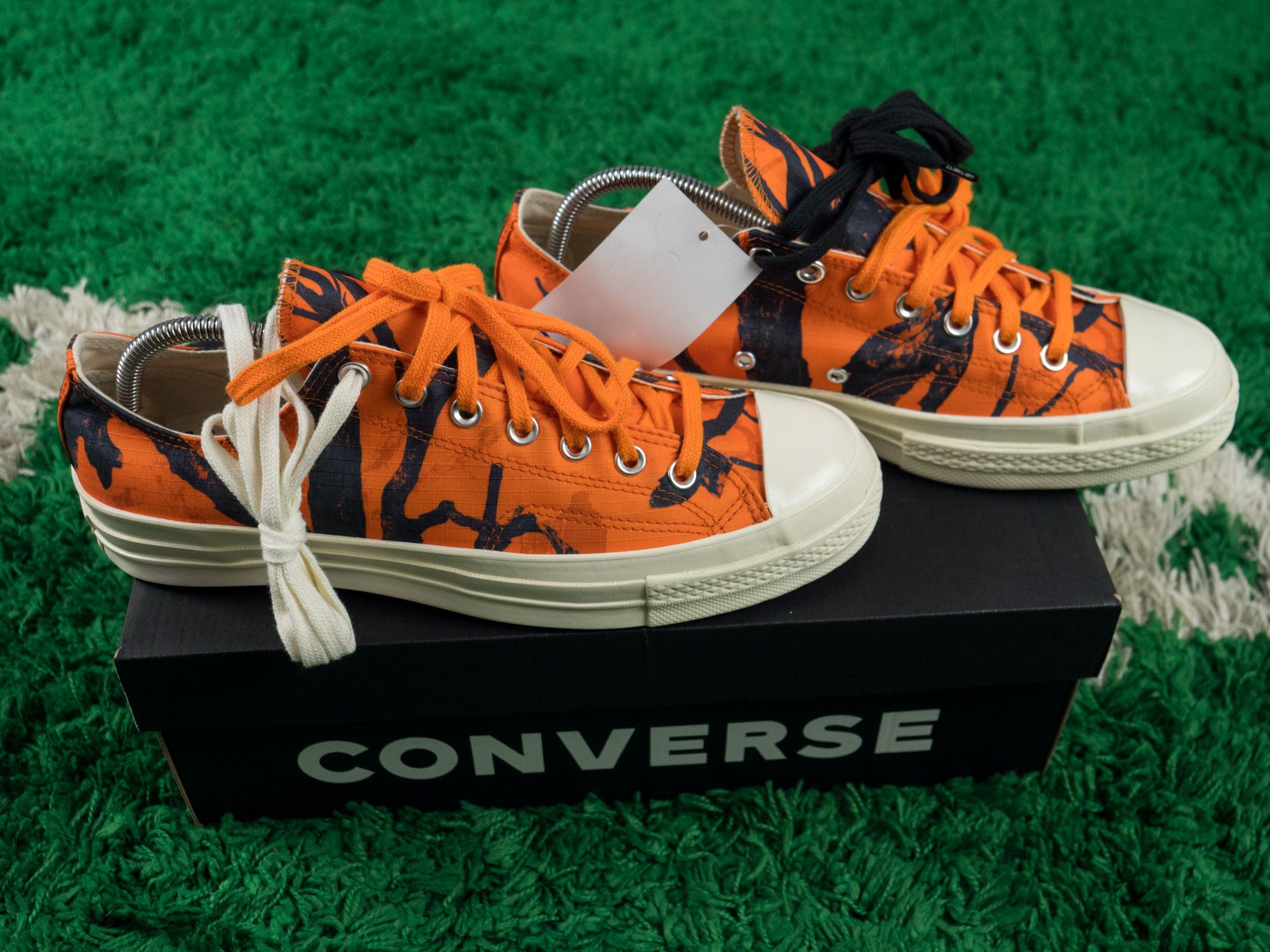 Carhartt × Carhartt Wip × Converse CARHARTT CONVERS CHUCK 70's TAYLOR CAMO TREE ORANGE Size US 10 / EU 43 - 8 Thumbnail