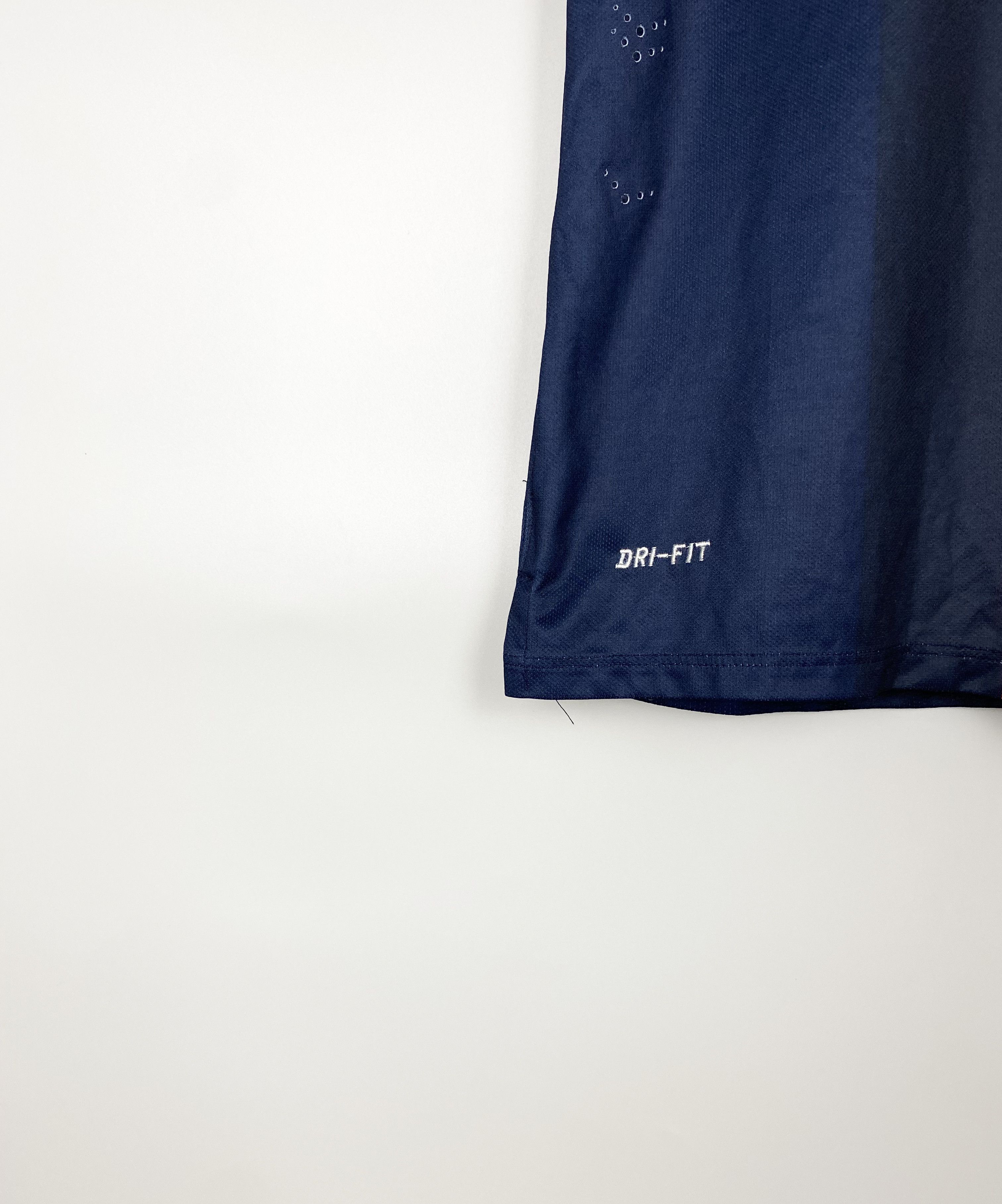 Nike Paris Saint-Germain PSG 2014-15 NIKE Home Football Kit Size US S / EU 44-46 / 1 - 3 Thumbnail