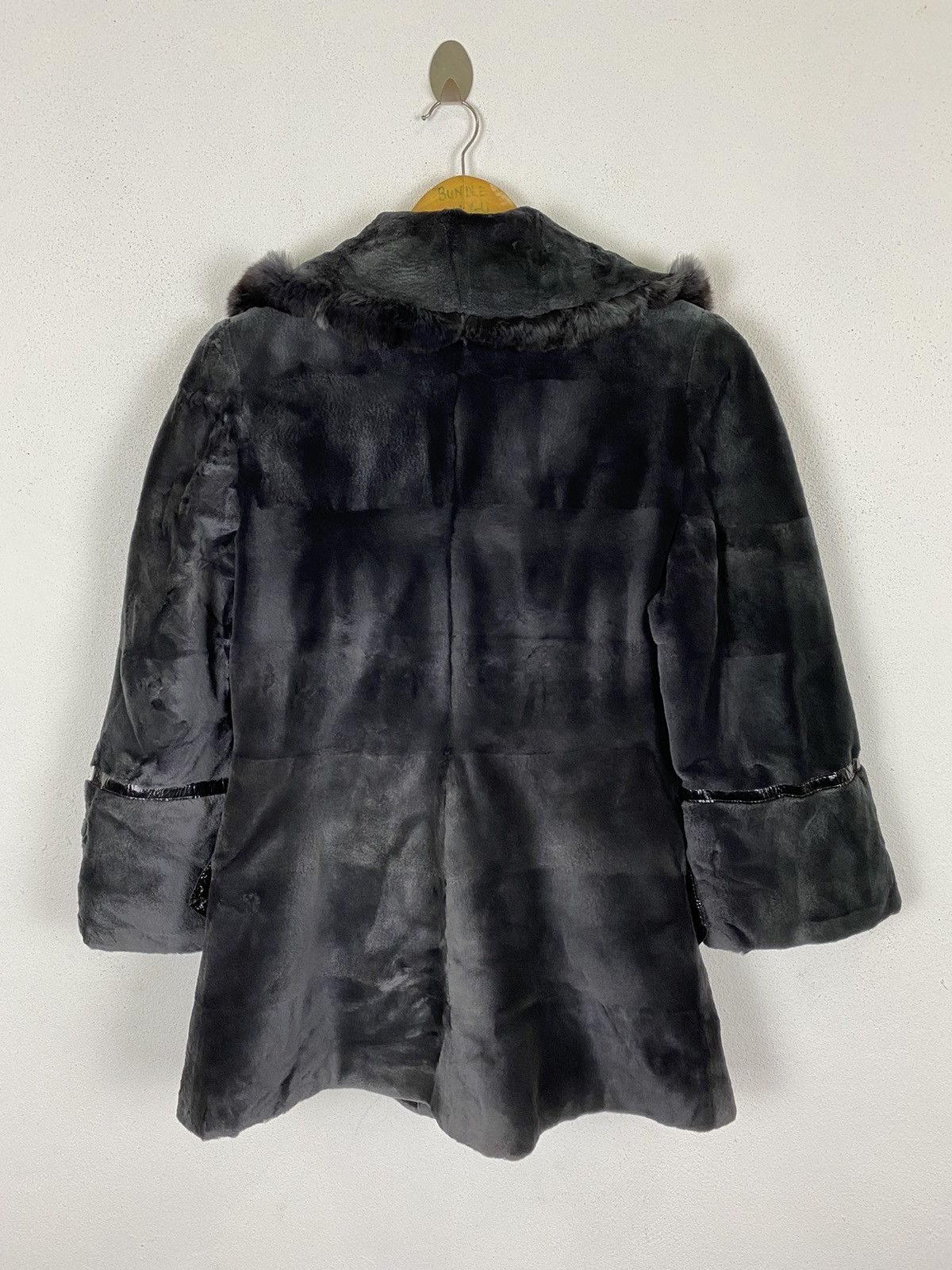 Designer KOPEHAGEN BURGUNDY MINK FUR JACKET Size US S / EU 44-46 / 1 - 2 Thumbnail