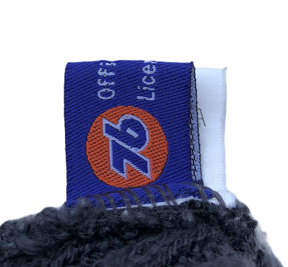 Japanese Brand Lubricants Knitted Beanie With Pom Size ONE SIZE - 8 Thumbnail